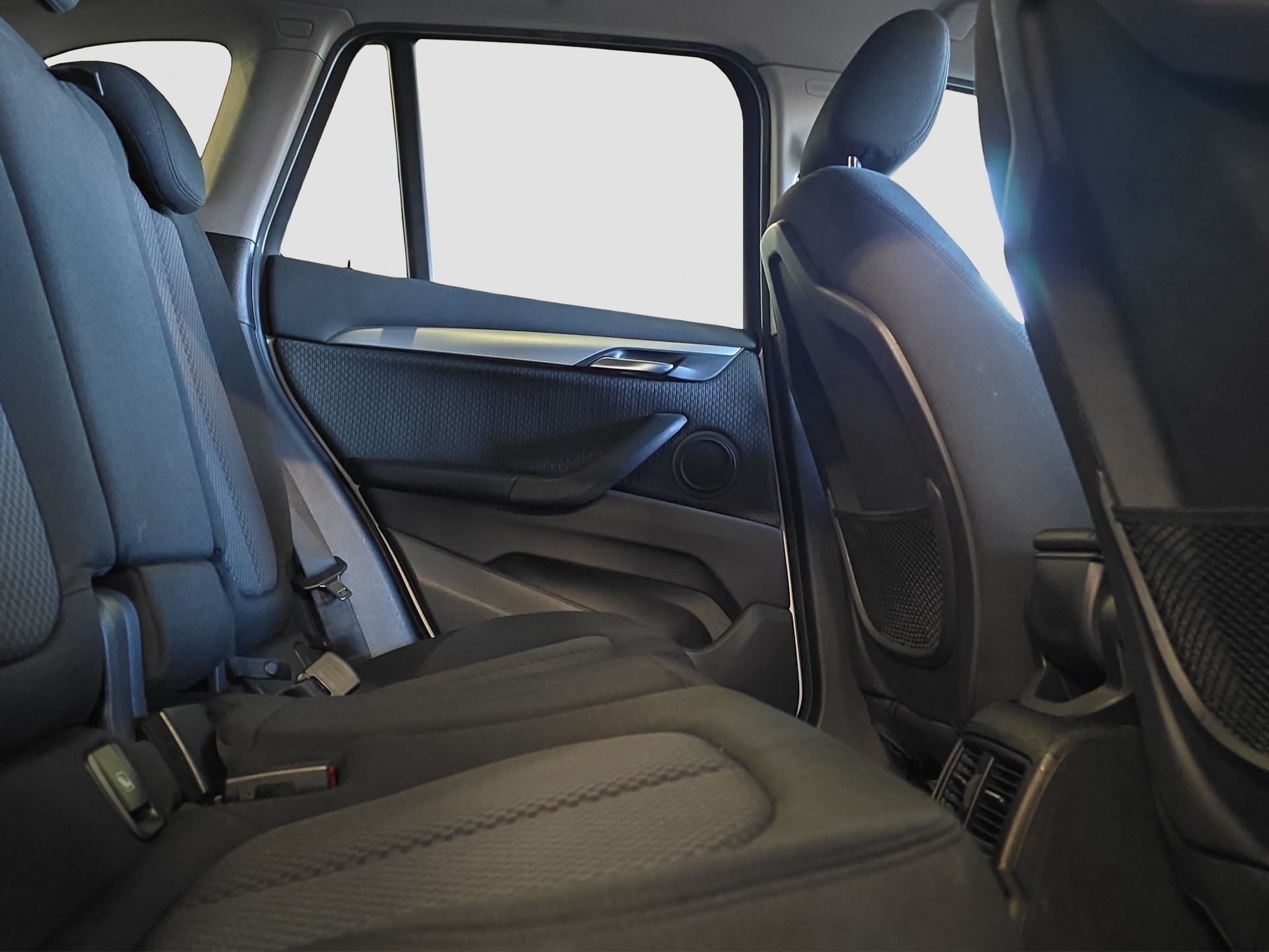 BMW X1 xDrive 18d Steptronic-image-10