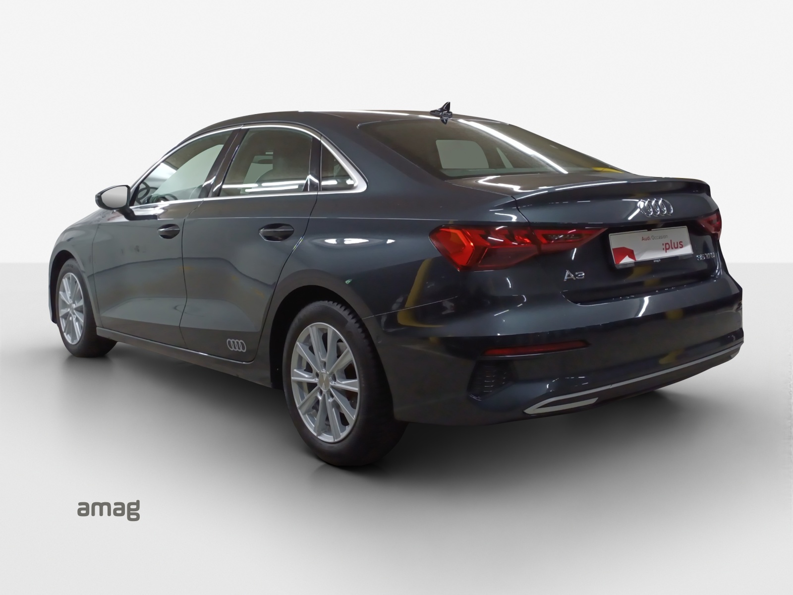 AUDI A3 Limousine 35 TFSI advanced S-tronic-showroom-element-2