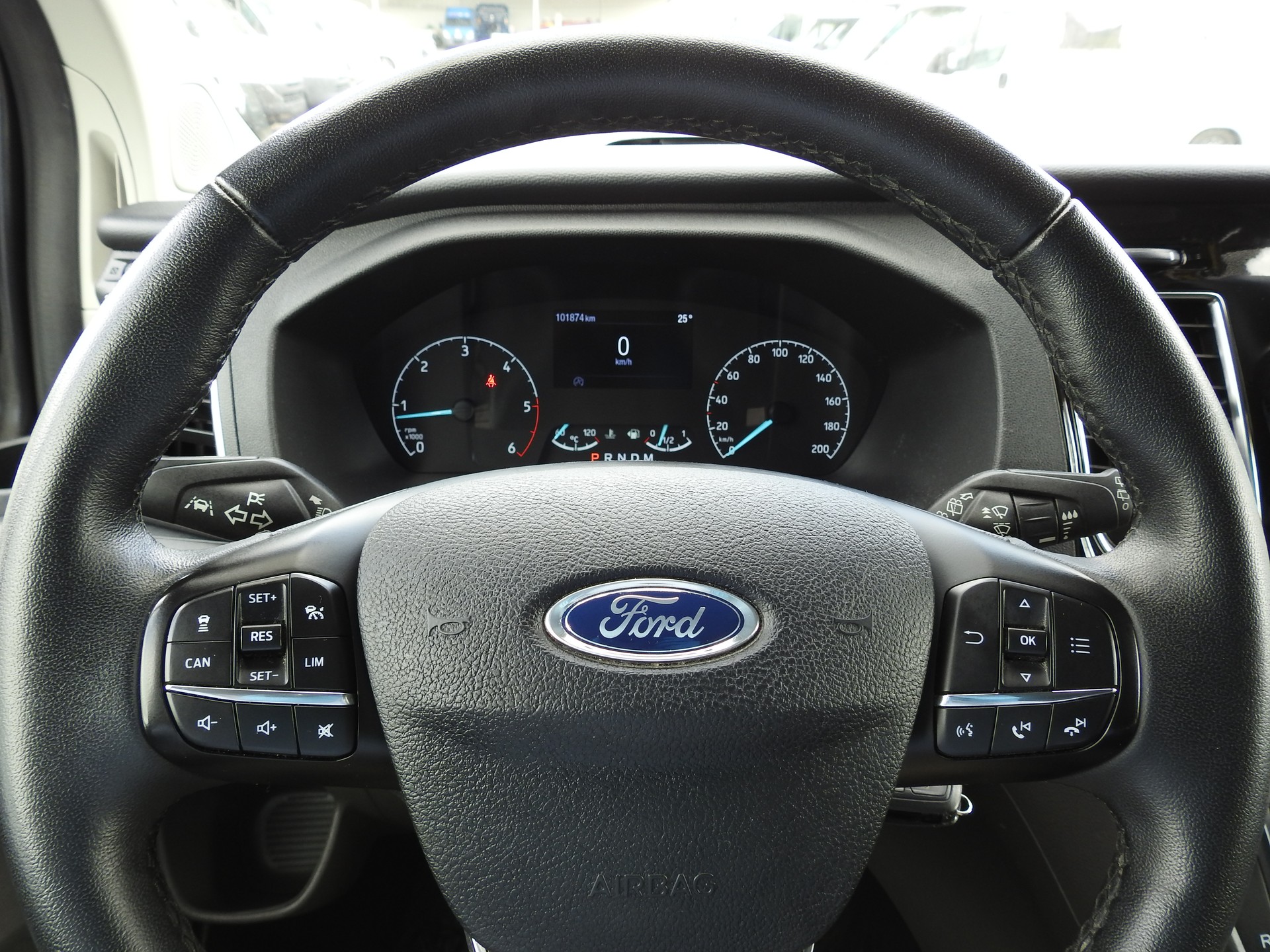 FORD Tourneo Custom 320 L1H1 Titanium A-image-29