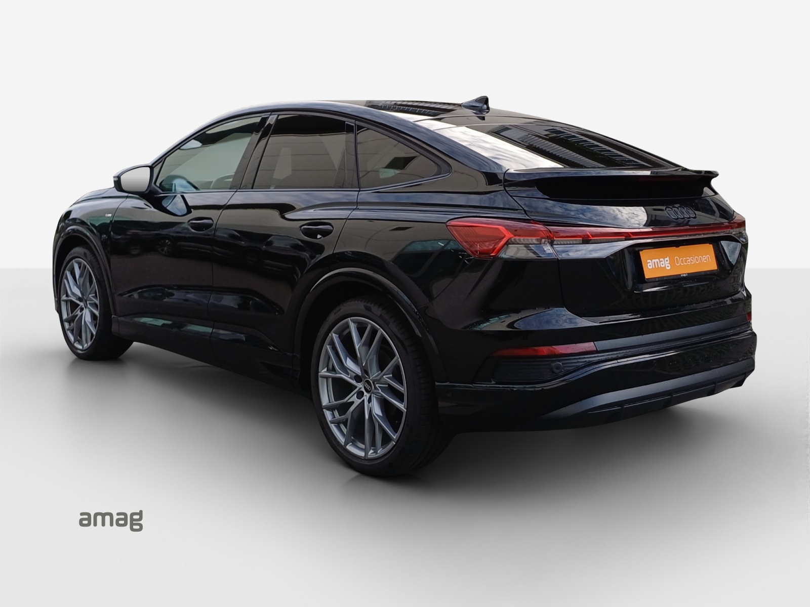 AUDI Q4 Sportback e-tron 40-showroom-element-2