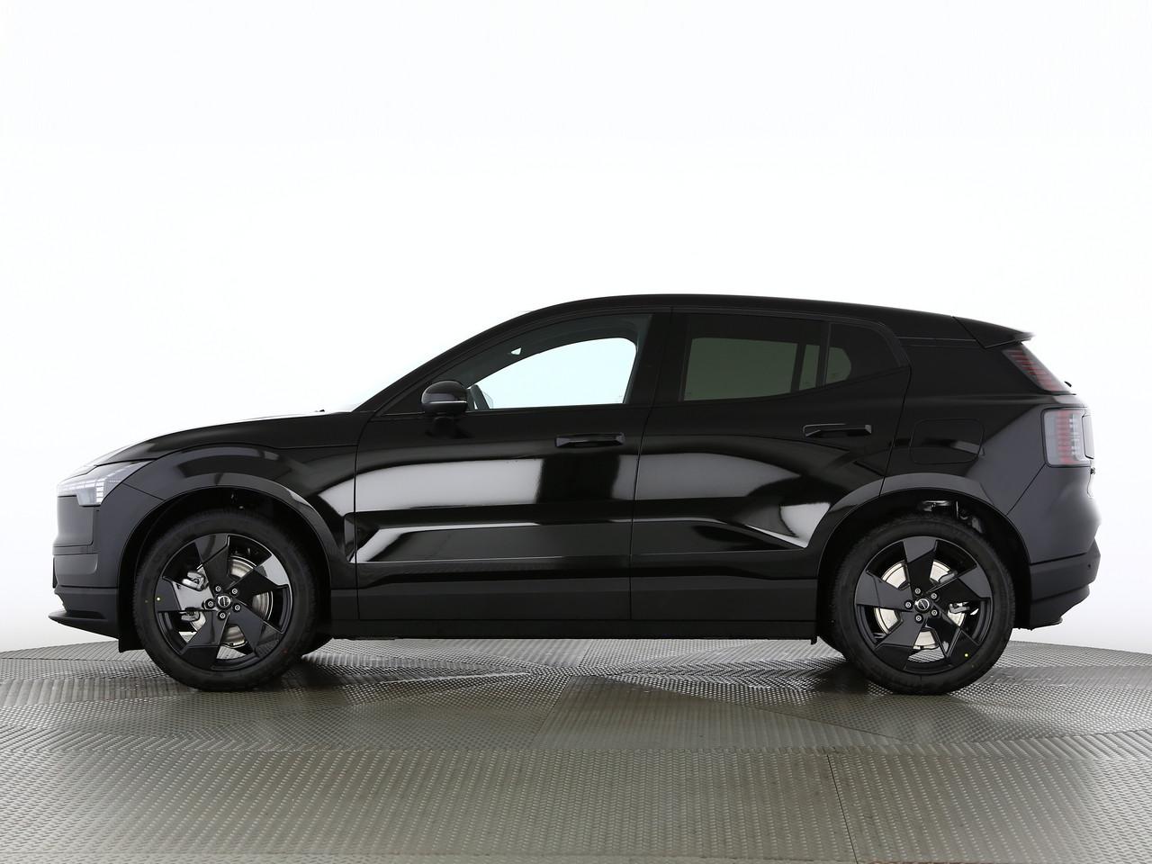 VOLVO EX30 E60 Twin Ultra Performance Sw. Black Ed. AWD-showroom-element-2