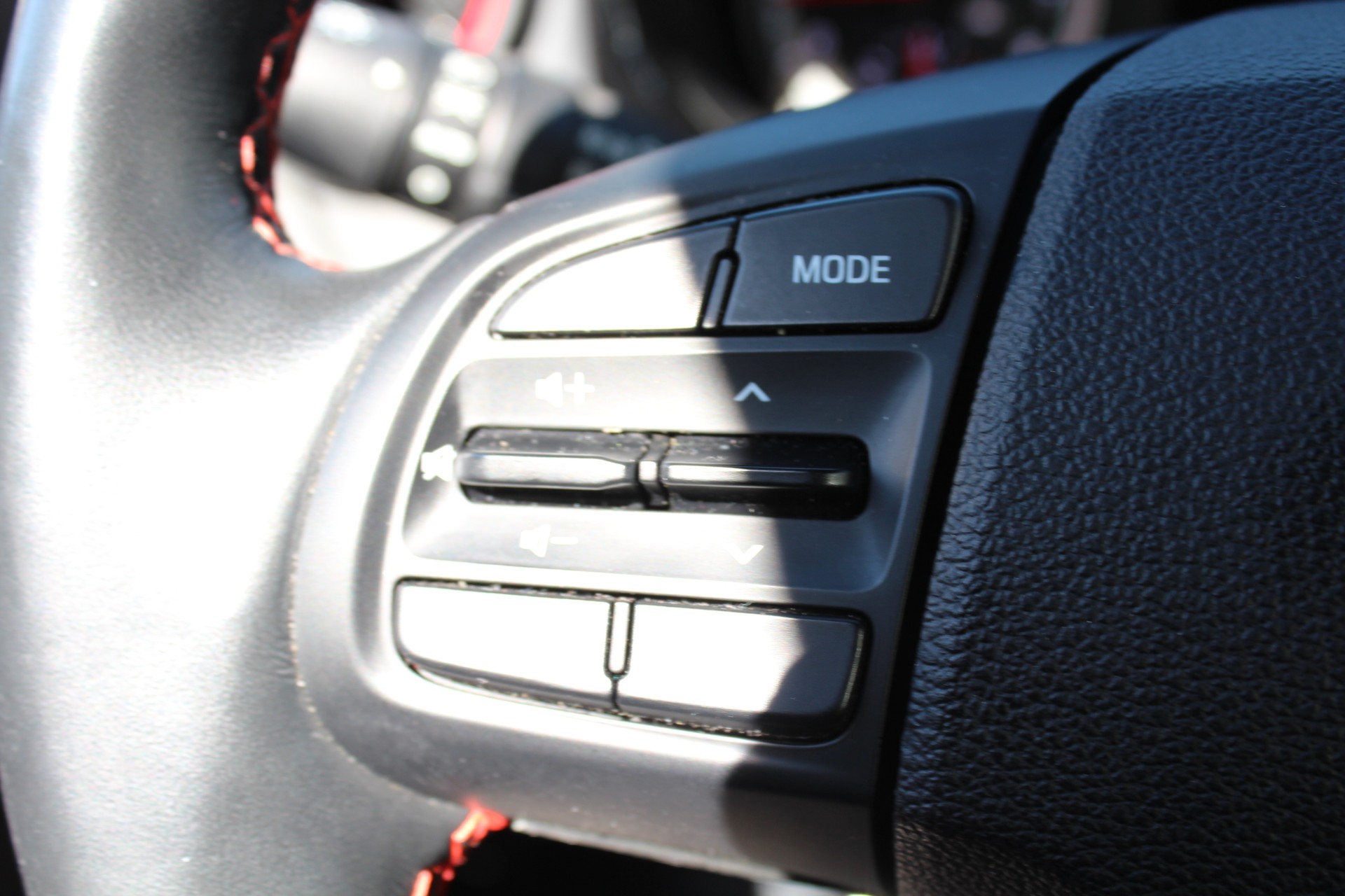 HYUNDAI i10 1.0 T-GDI N Line-image-21