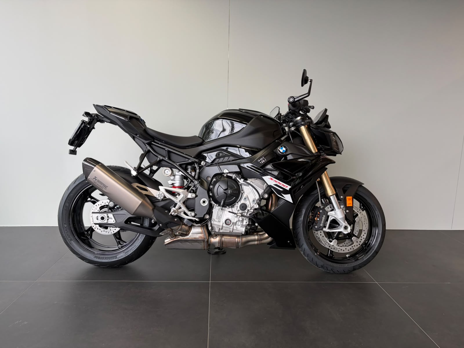 BMW S 1000 R-image-0