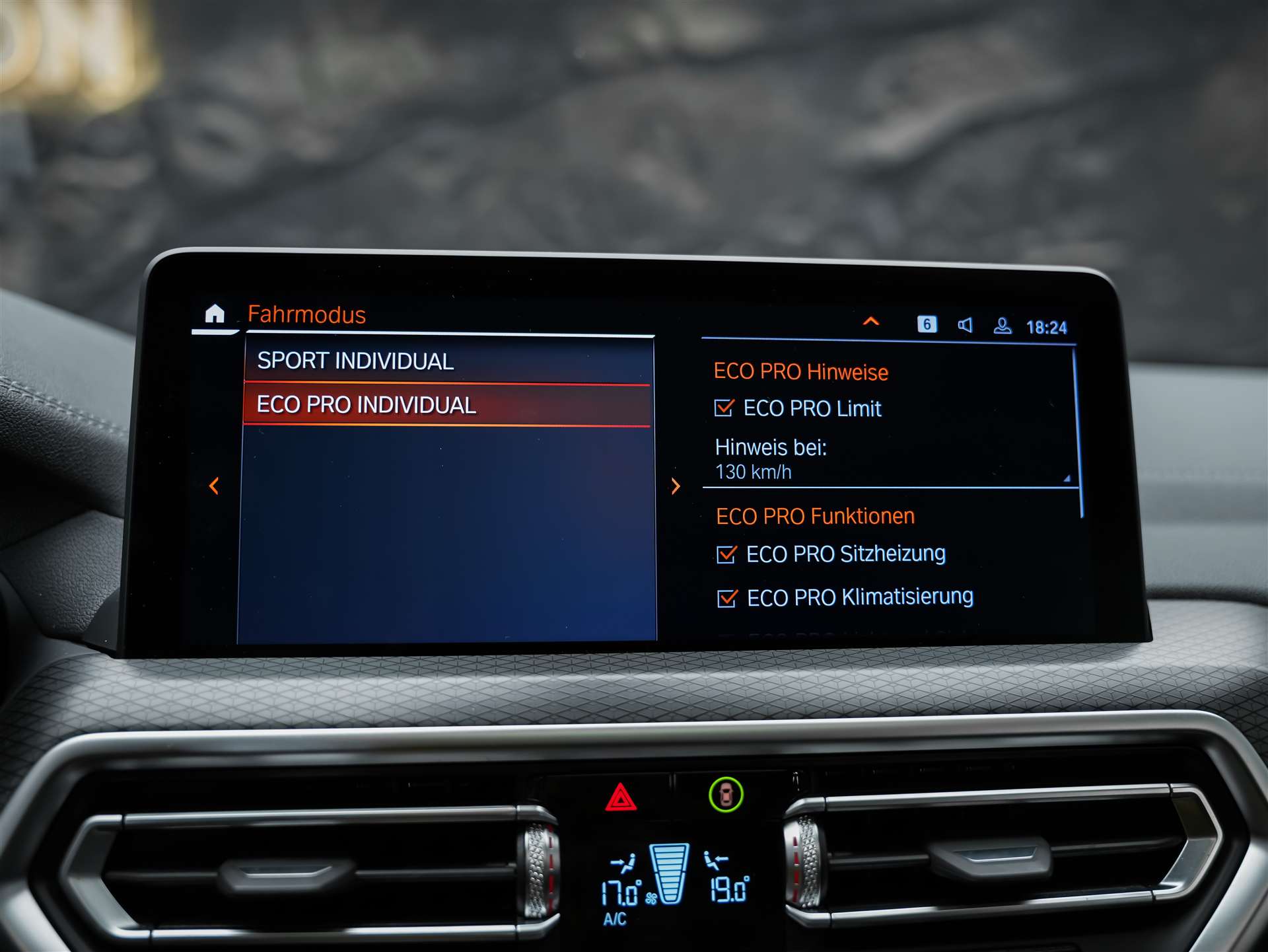 BMW X3 xDrive M40d *Panorama*Laser Scheinwerfer*Head-Up*-image-43
