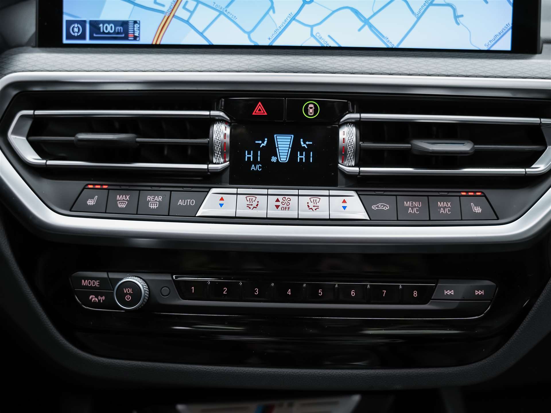 BMW X3 xDrive M40d *Panorama*Laser Scheinwerfer*Head-Up*-image-25