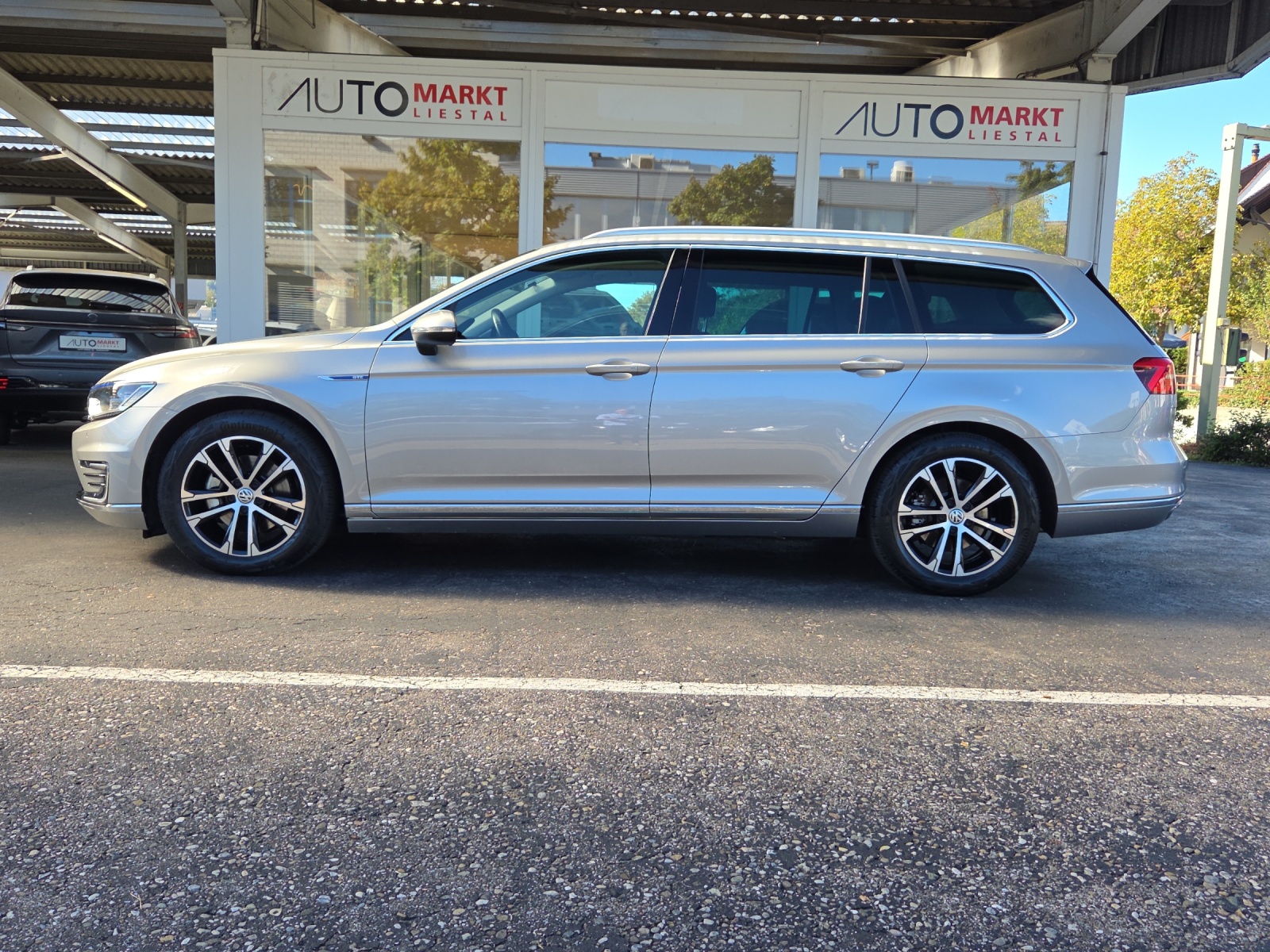 VW Passat Variant 1.4 TSI GTE Hybrid DSG-showroom-element-1