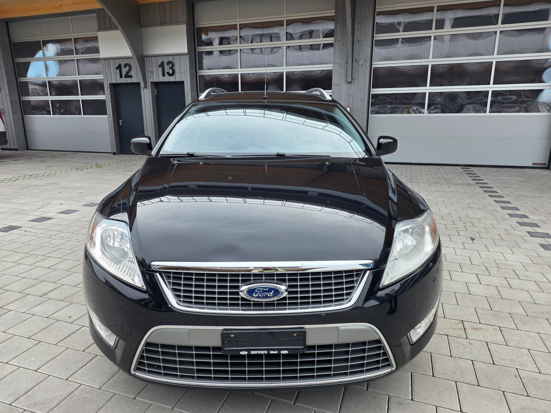 FORD Mondeo 2.0i 16V Titanium