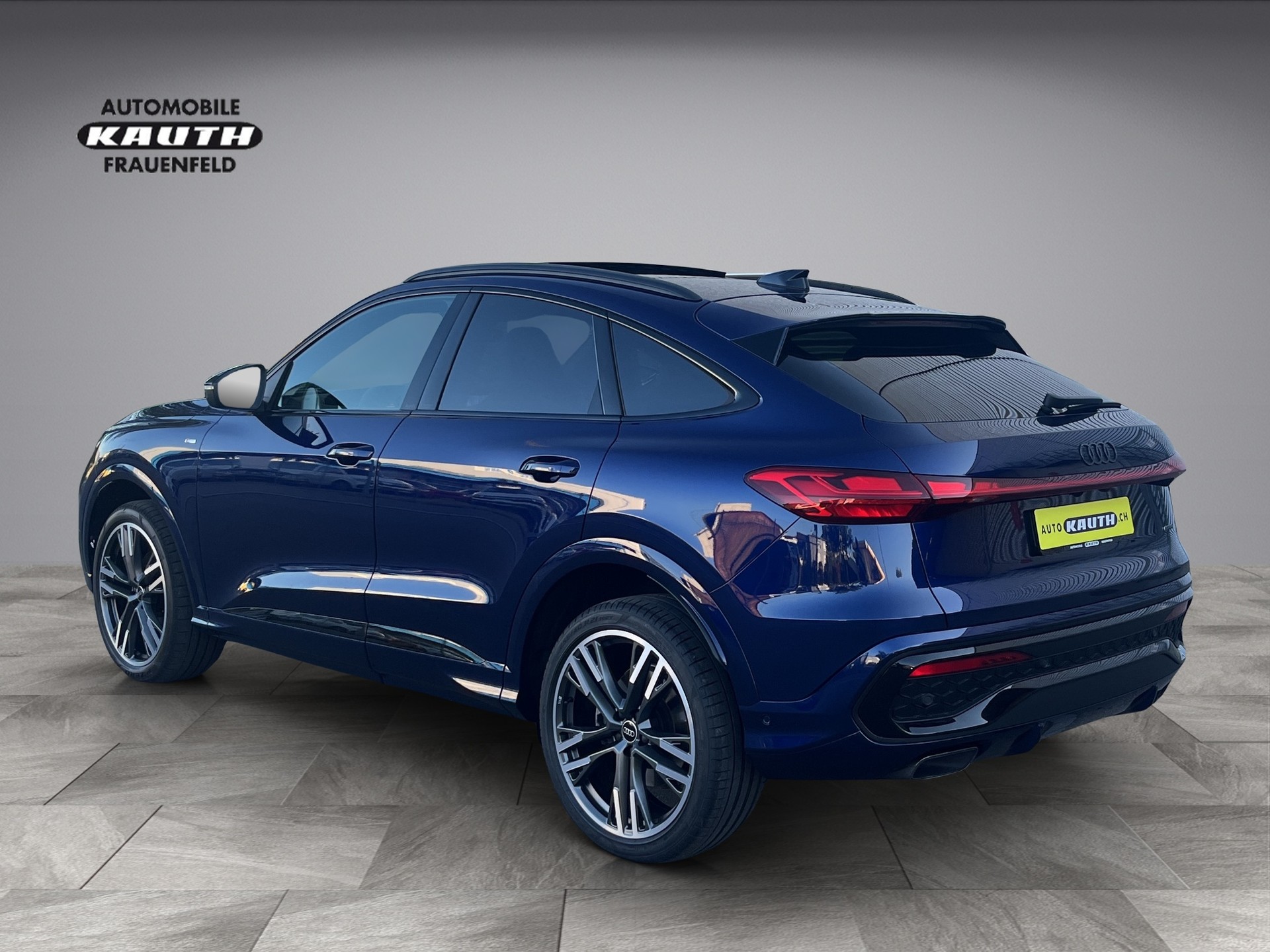AUDI Q5 Sportback TFSI quattro 150 kW S-tronic*S-Line, Standheizung, AHK, Head-up, B&O Sound, Matrix, (5-Jahre Garantie)-showroom-element-2