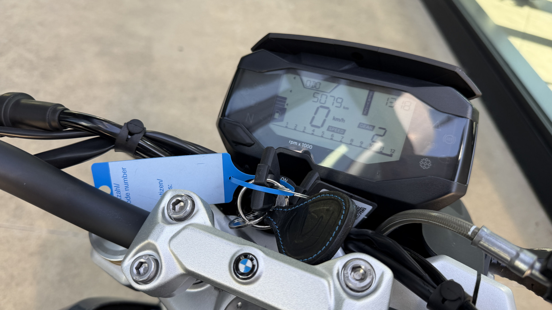 BMW G 310 R Passion-image-2