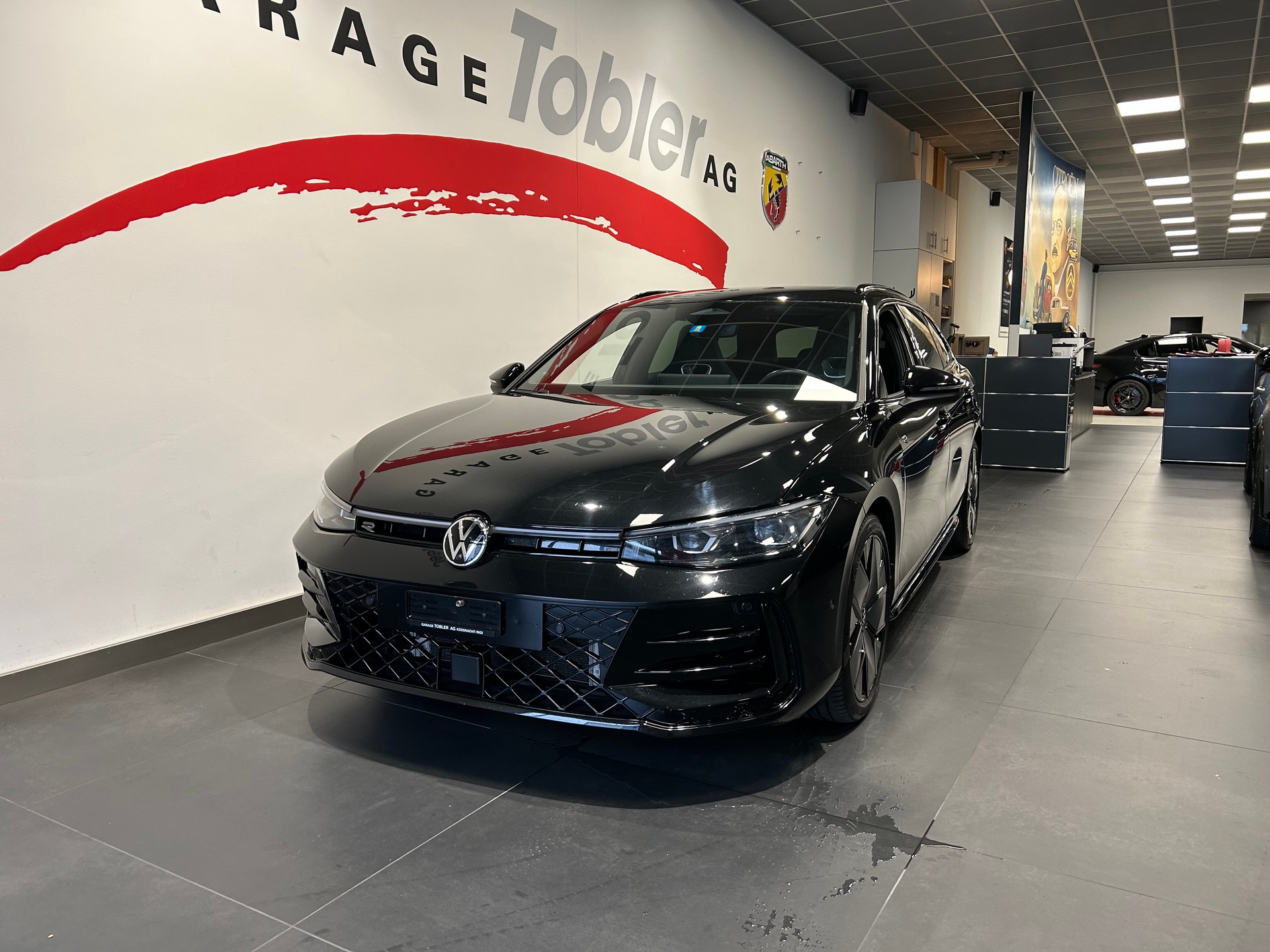 VW Passat Variant 2.0 TDI evo R-Line 4 Motion DSG-showroom-element-2
