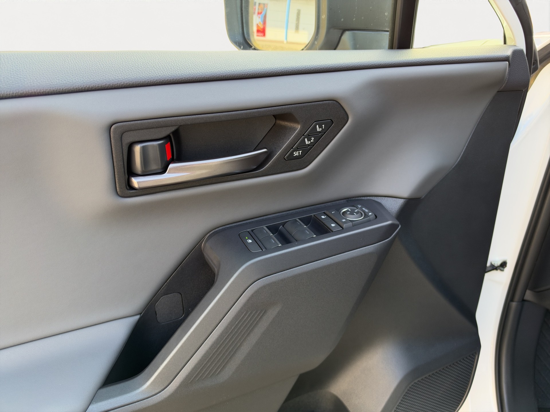 SUZUKI Across 2.5 Plug-in-Hybrid Compact Top E-CVT-image-7