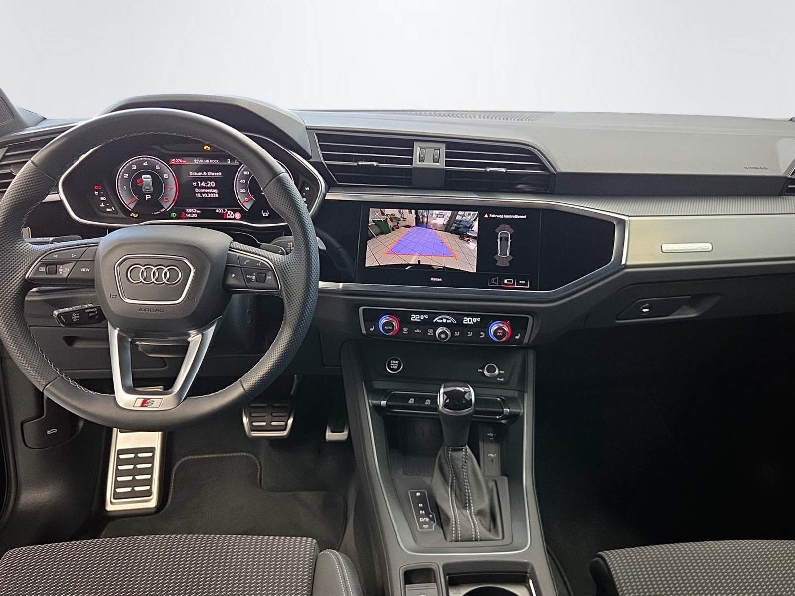 AUDI Q3 2.0 40 TFSI S line quattro S-Tronic-image-10