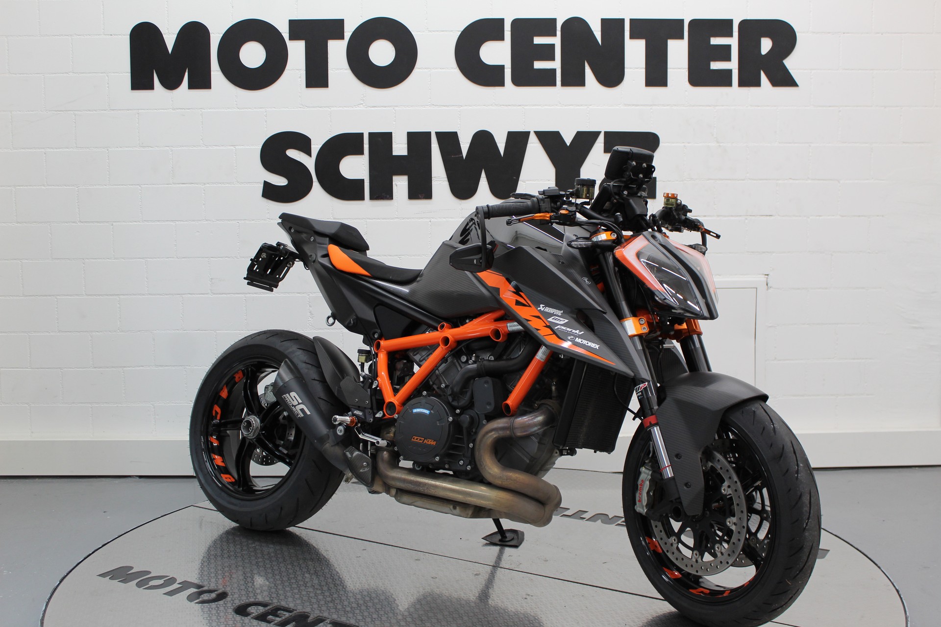 KTM 1290 Super Duke R-image-1