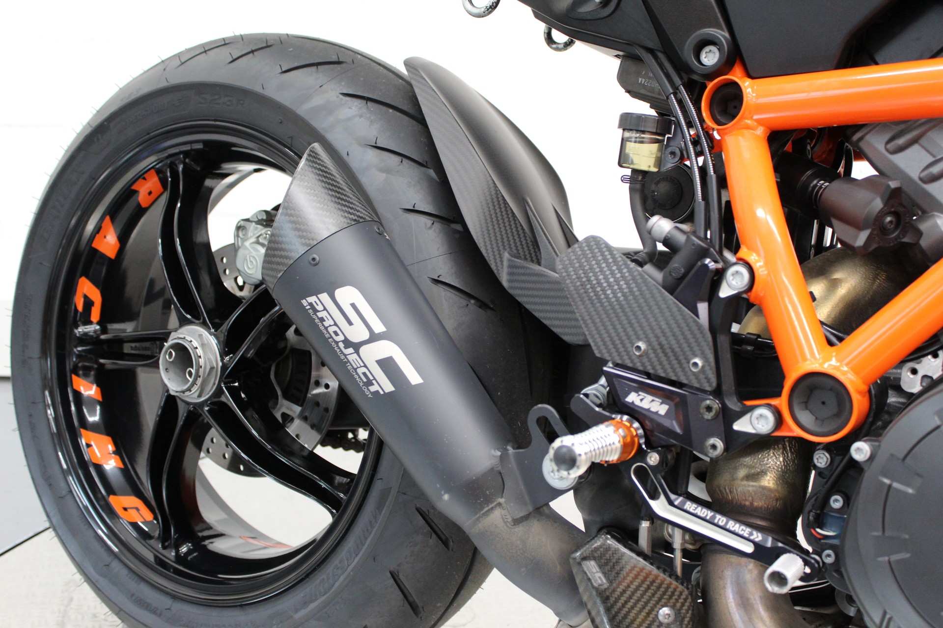 KTM 1290 Super Duke R-image-7