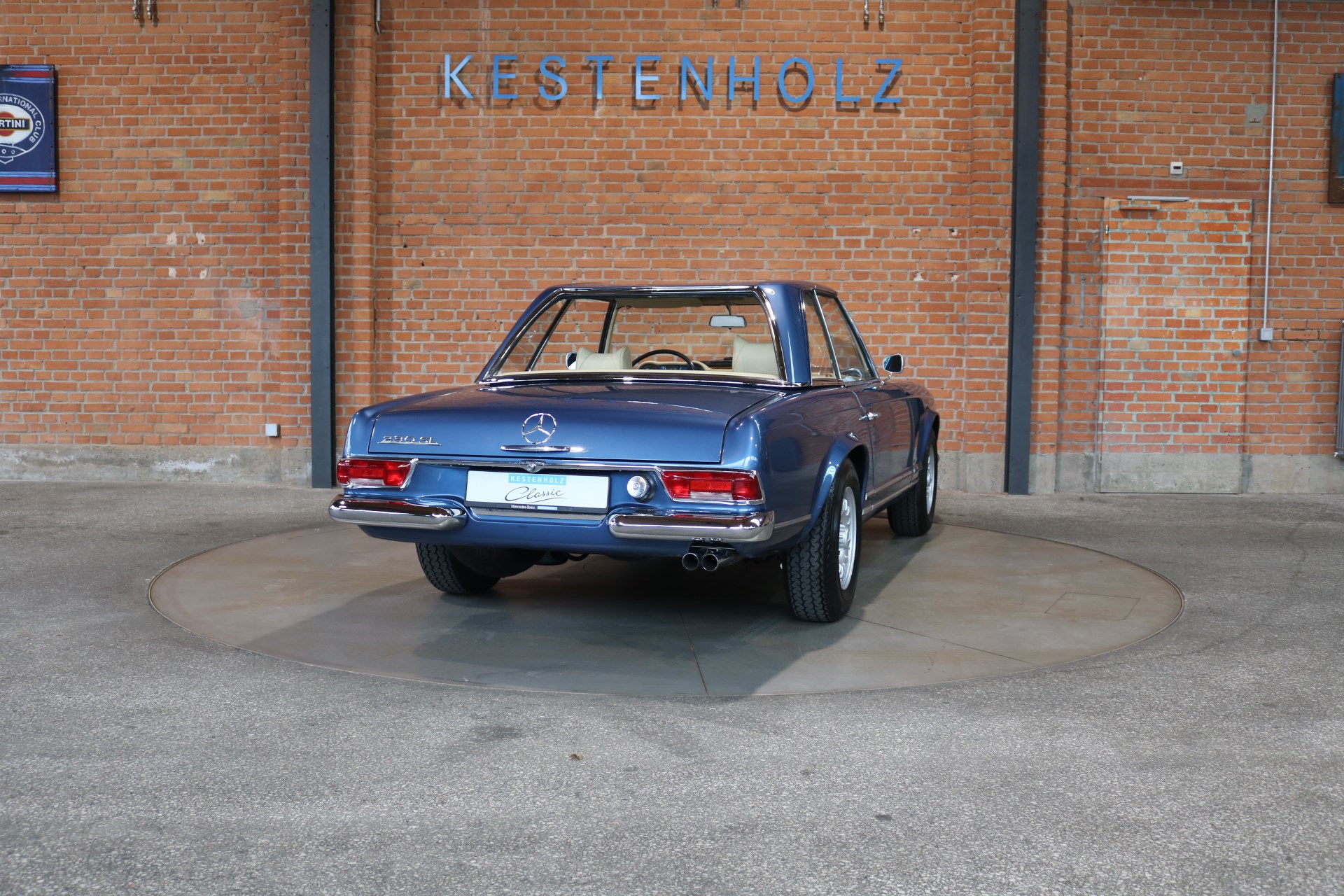 MERCEDES-BENZ SL 230 Pagode-image-2
