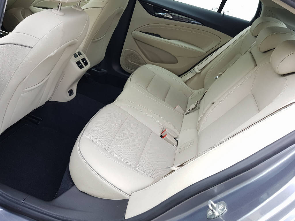 OPEL Insignia Grand Sport 1.5 T Excellence-image-13