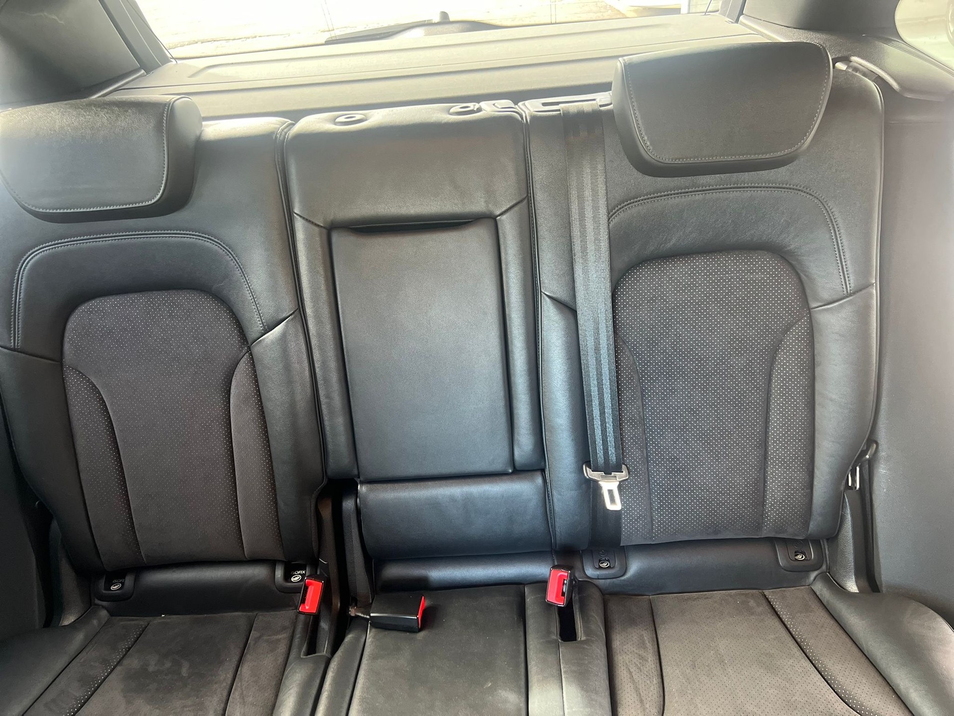 AUDI Q5 2.0 TFSI quattro S-tronic-image-15
