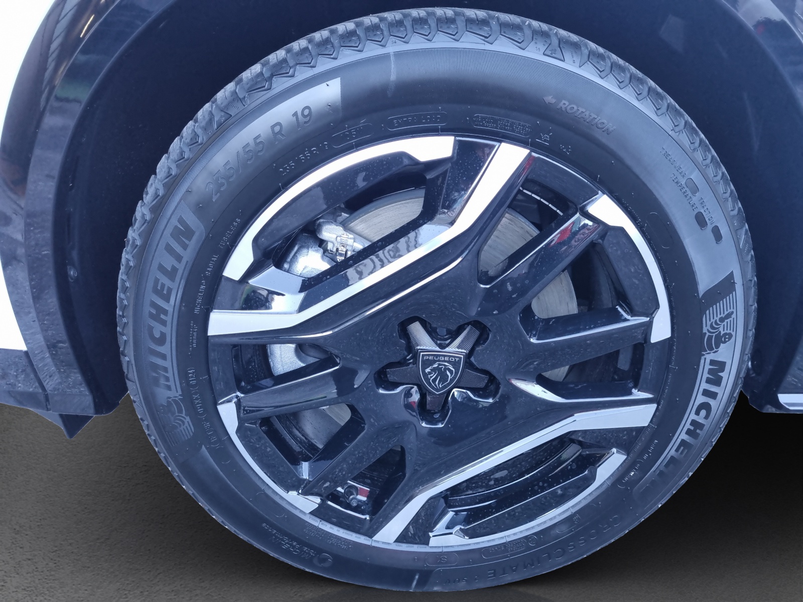 PEUGEOT 3008 e-GT 73kWh-image-15