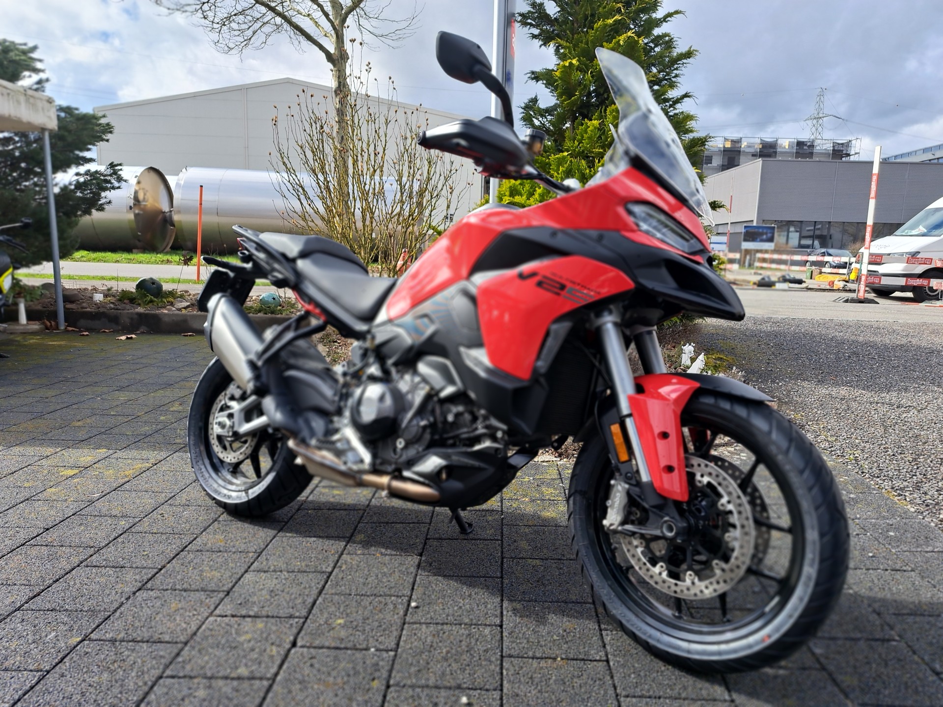 DUCATI Multistrada V2 S-image-0