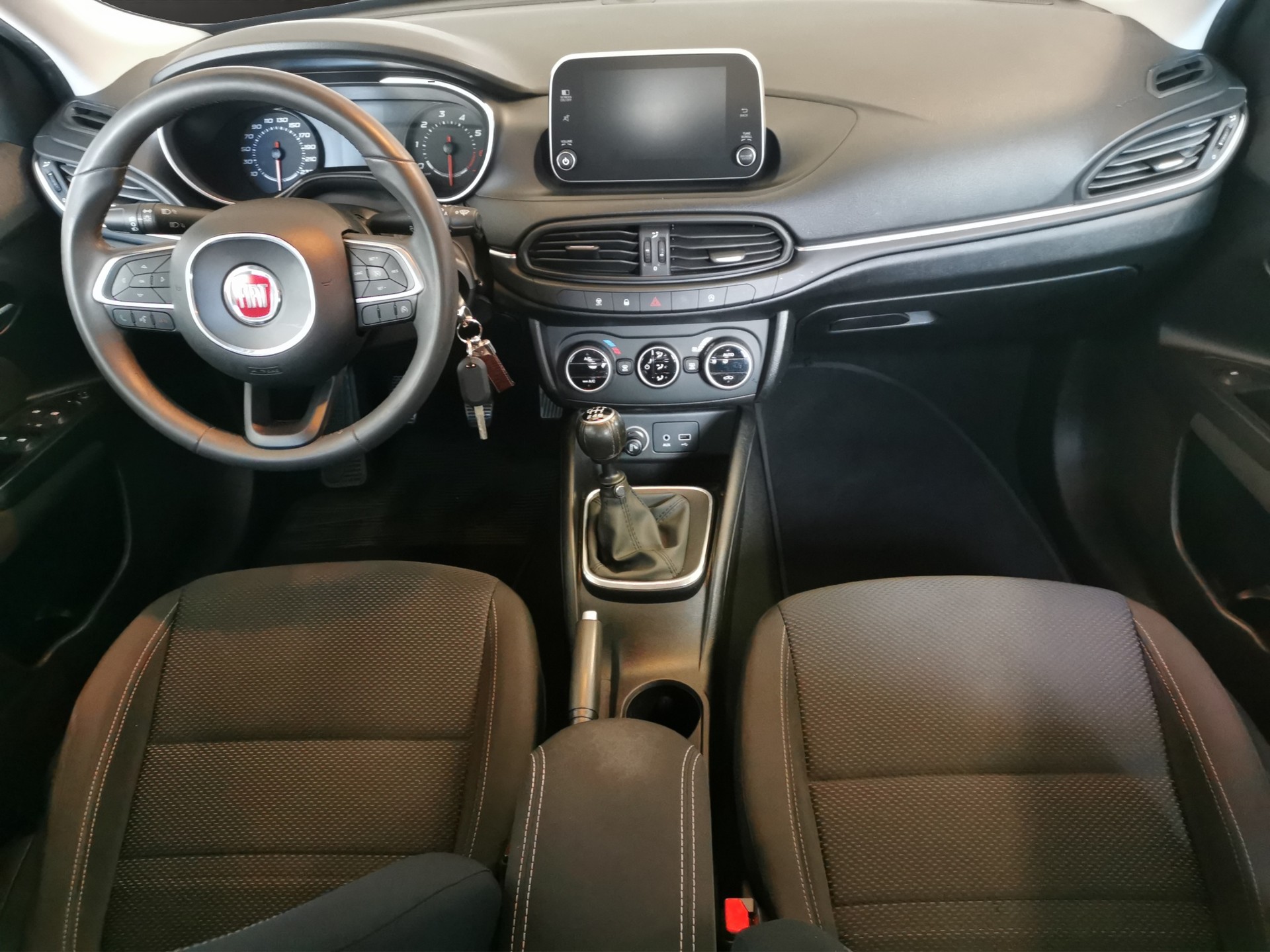 FIAT Tipo 1.4TJet Lounge-image-16