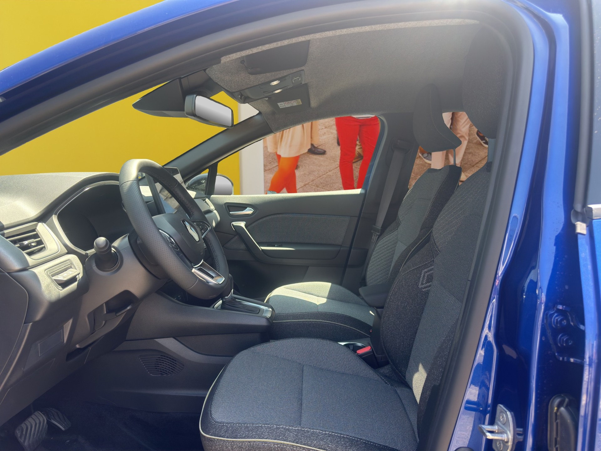RENAULT Captur 1.3 TCe Techno EDC-image-9