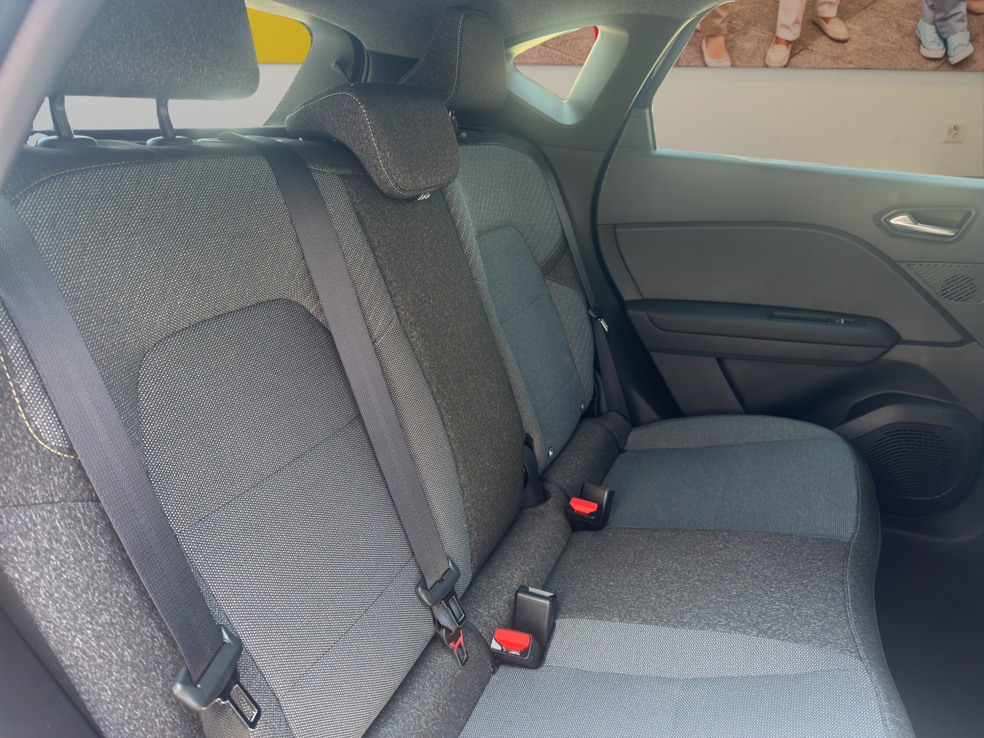 RENAULT Captur 1.3 TCe Techno EDC-image-17