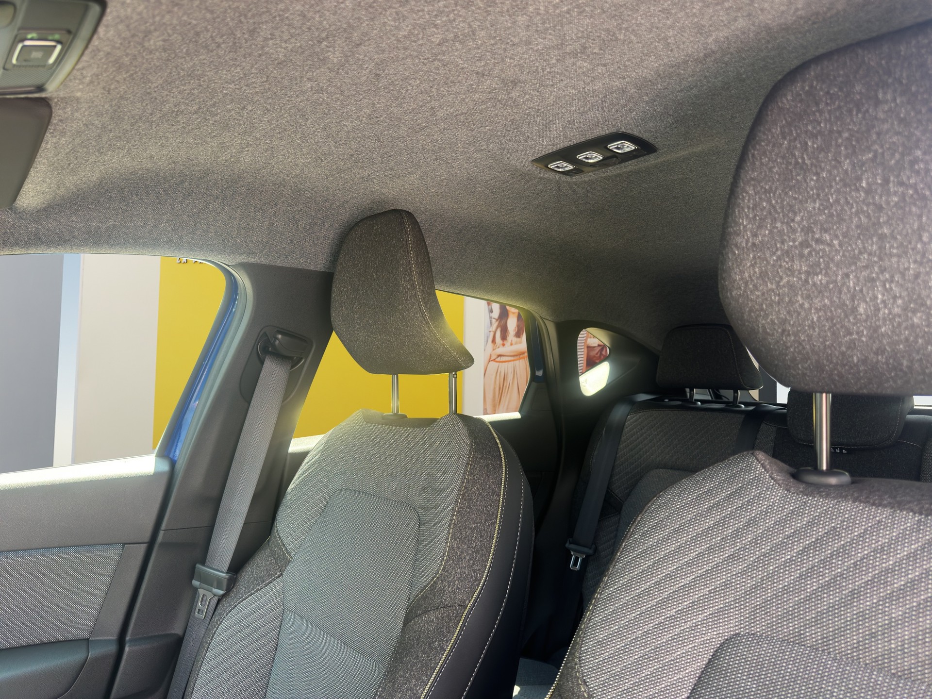RENAULT Captur 1.3 TCe Techno EDC-image-18