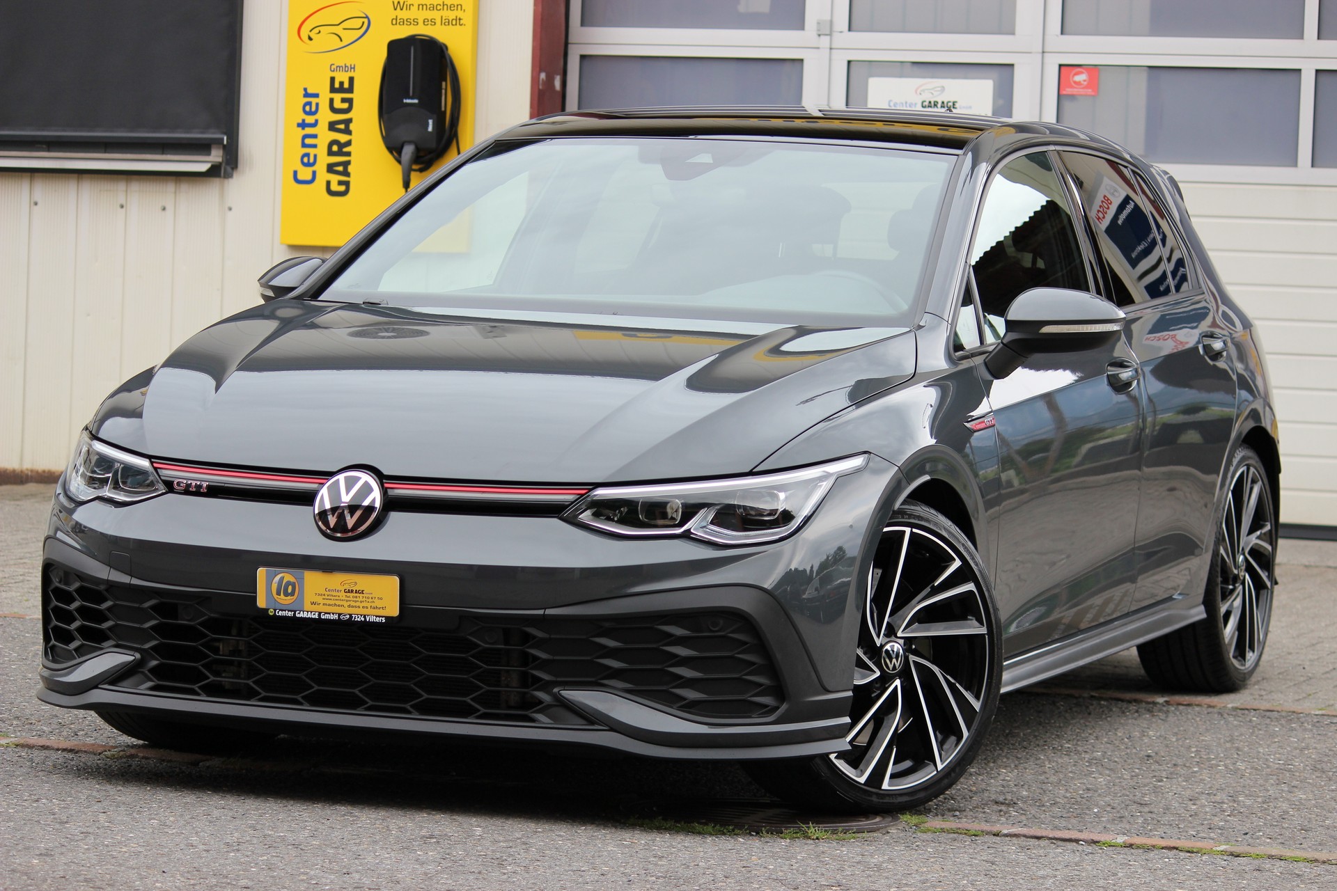 VW Golf 2.0 TSI GTI Clubsport DSG-showroom-element-2
