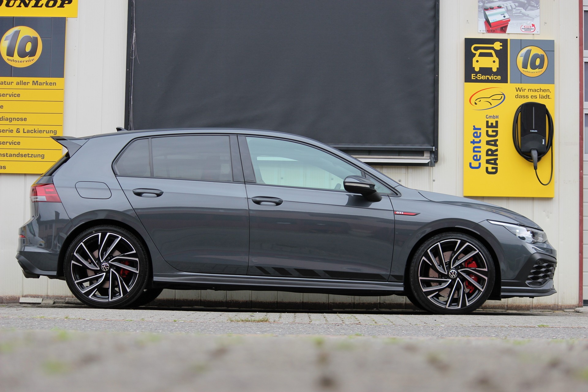 VW Golf 2.0 TSI GTI Clubsport DSG-image-8