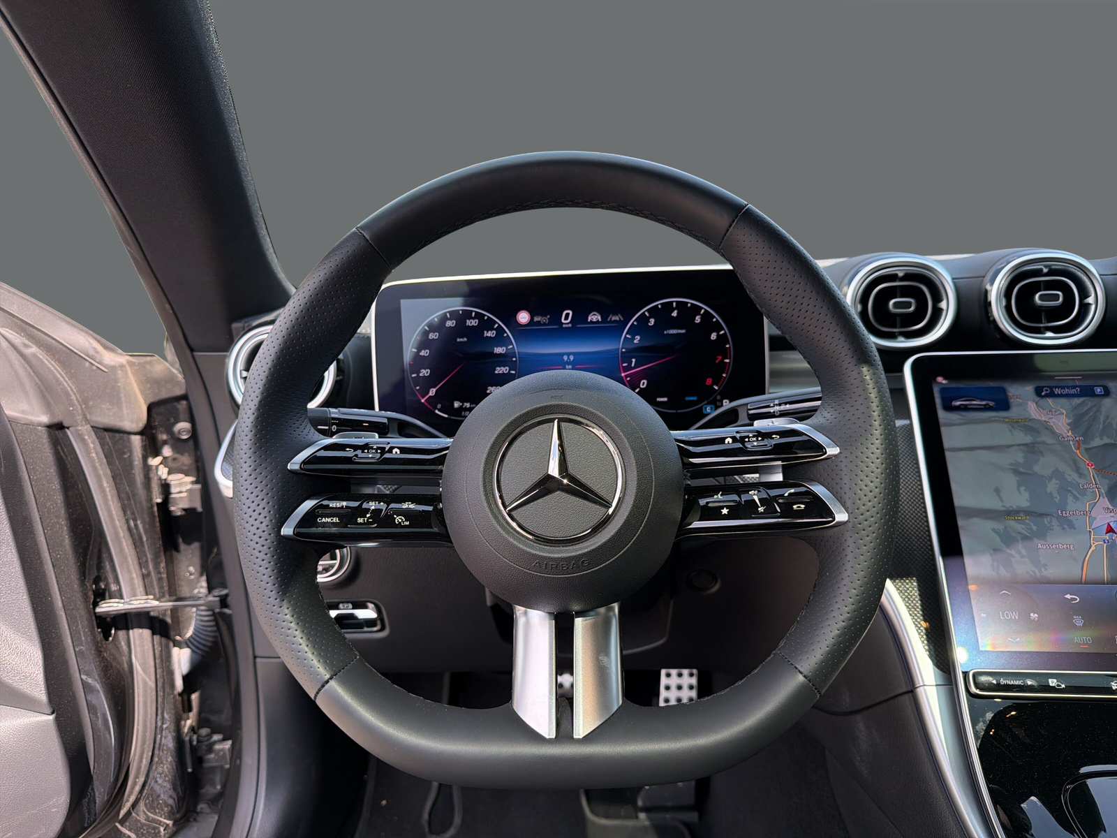 MERCEDES-BENZ CLE 300 Coupé 4Matic 9G-Tronic-image-9