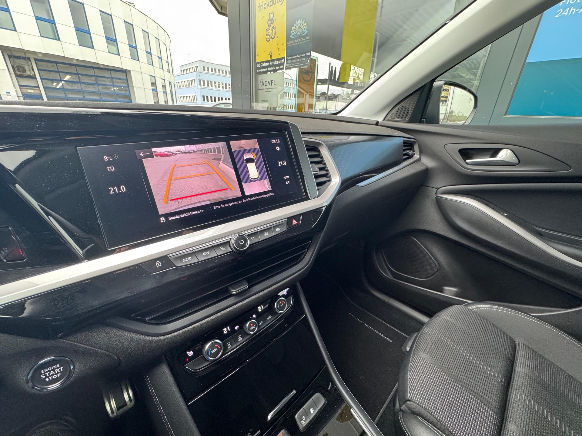 OPEL Grandland 1.6Turbo PHEV GS-image-12