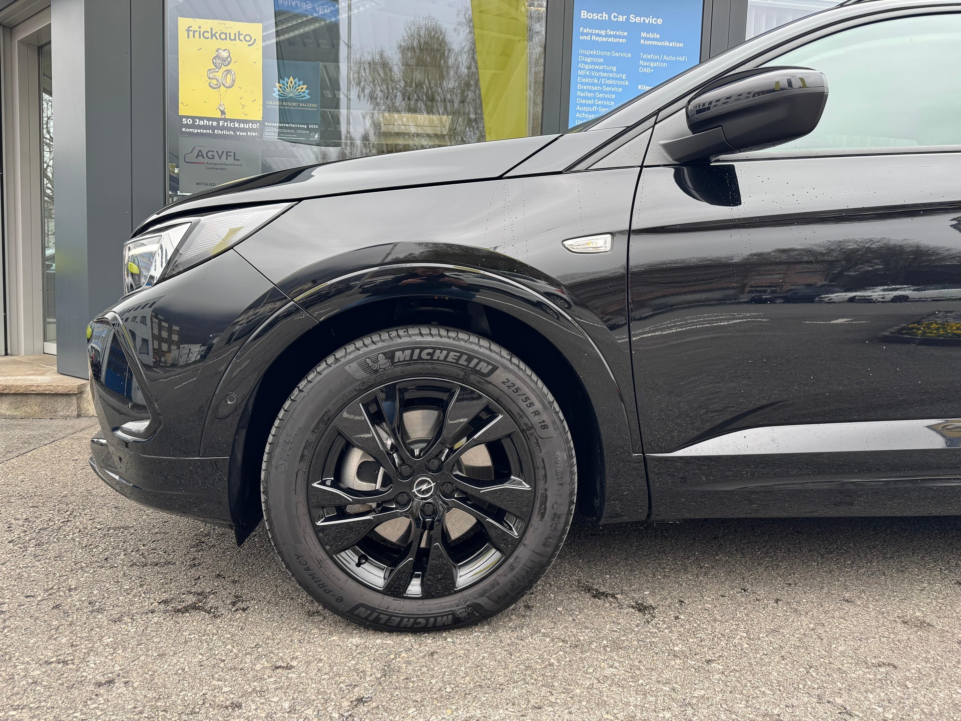 OPEL Grandland 1.6Turbo PHEV GS-image-1