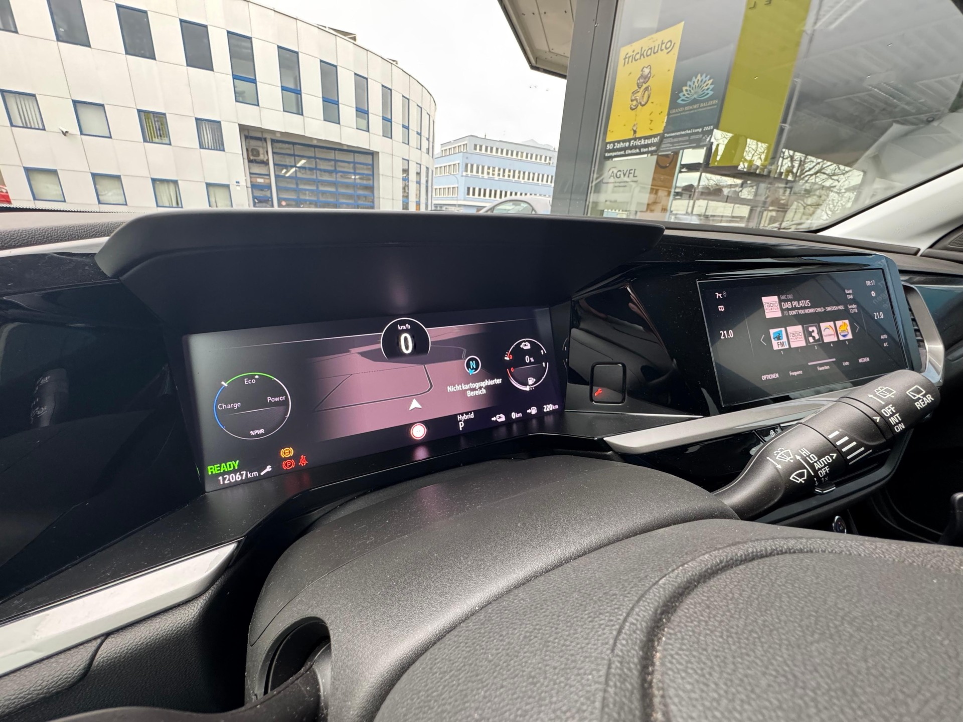 OPEL Grandland 1.6Turbo PHEV GS-image-15