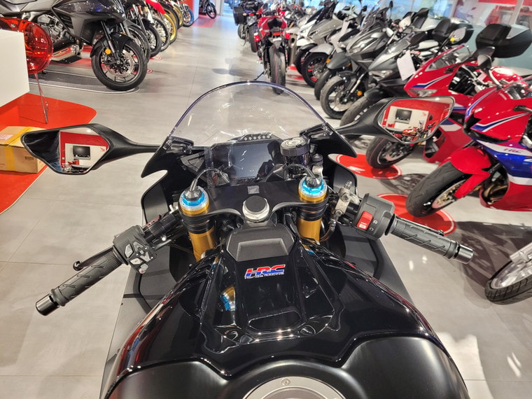 HONDA CBR 1000 RR-R Fireblade SP-image-5