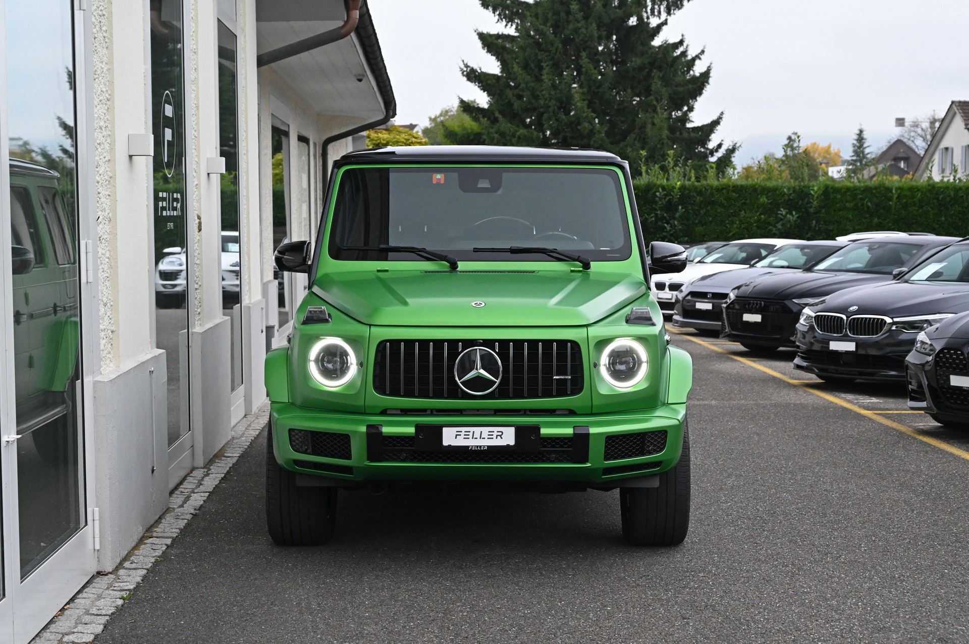 MERCEDES-BENZ G 400 d AMG Line 9G-Tronic-showroom-element-2