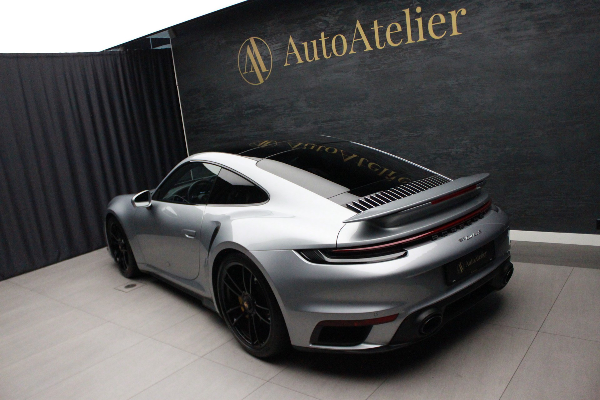 PORSCHE 911 Turbo S PDK-image-9