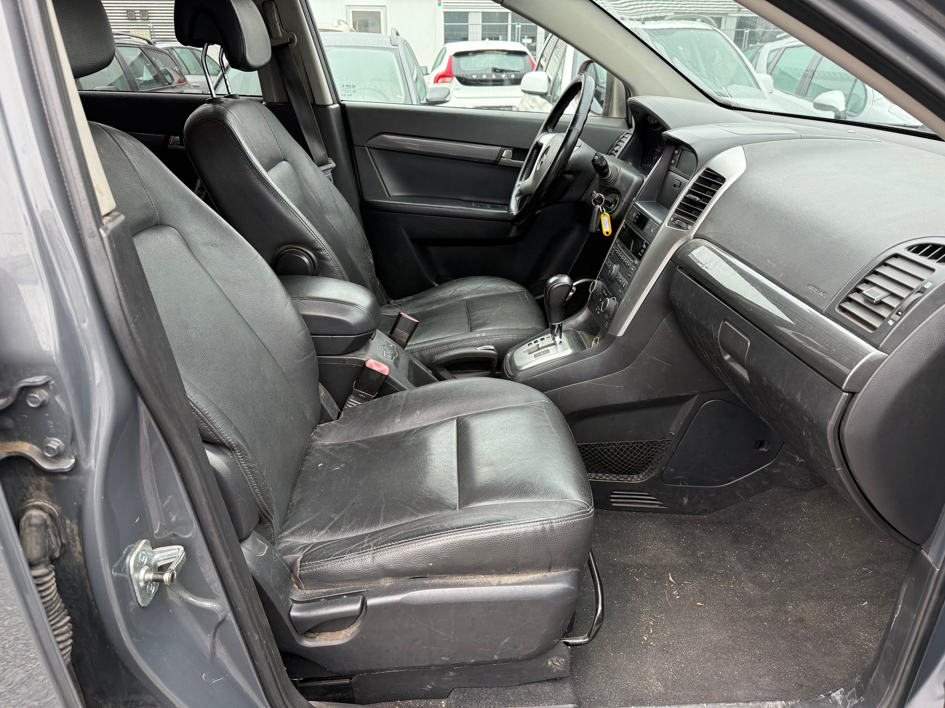 CHEVROLET Captiva 2.0 VCDi Sport 4WD Automatic-image-6