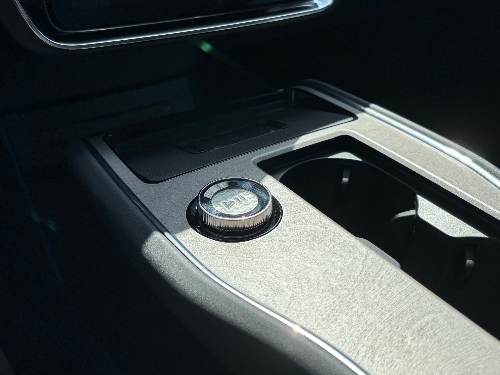 VOLVO EX90 Twin Plus AWD-image-14