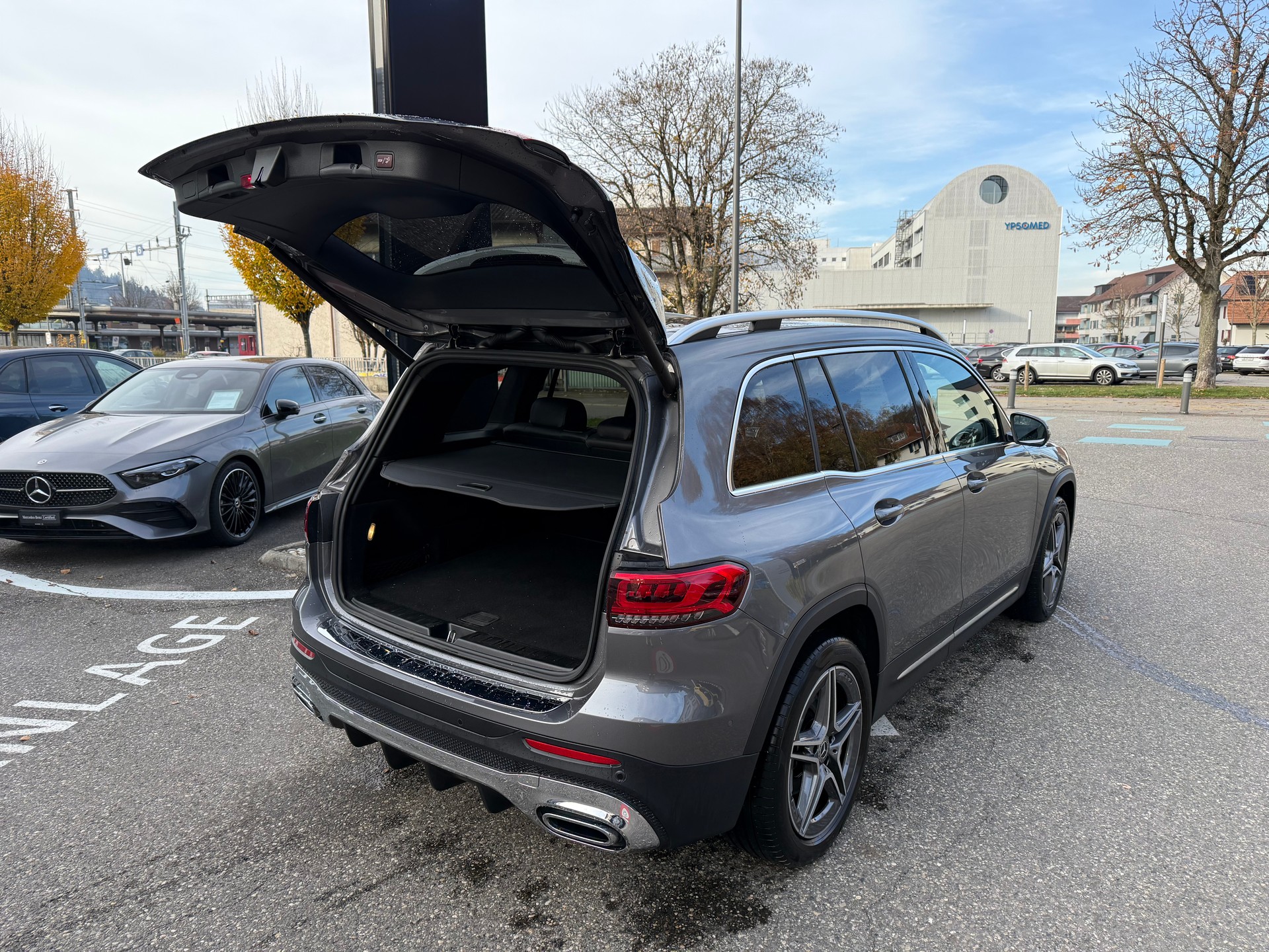MERCEDES-BENZ GLB 250 AMG Line 4 MATIC-image-7