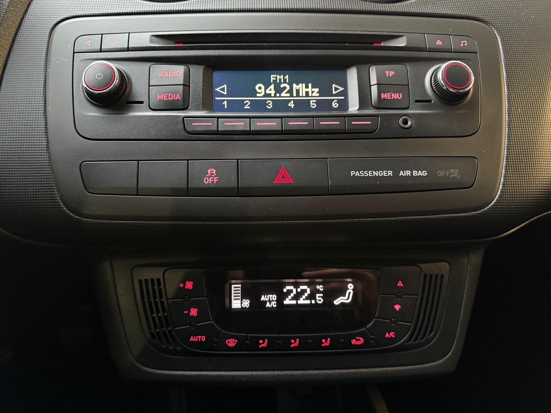 SEAT Ibiza 1.6 TDI FR-image-16