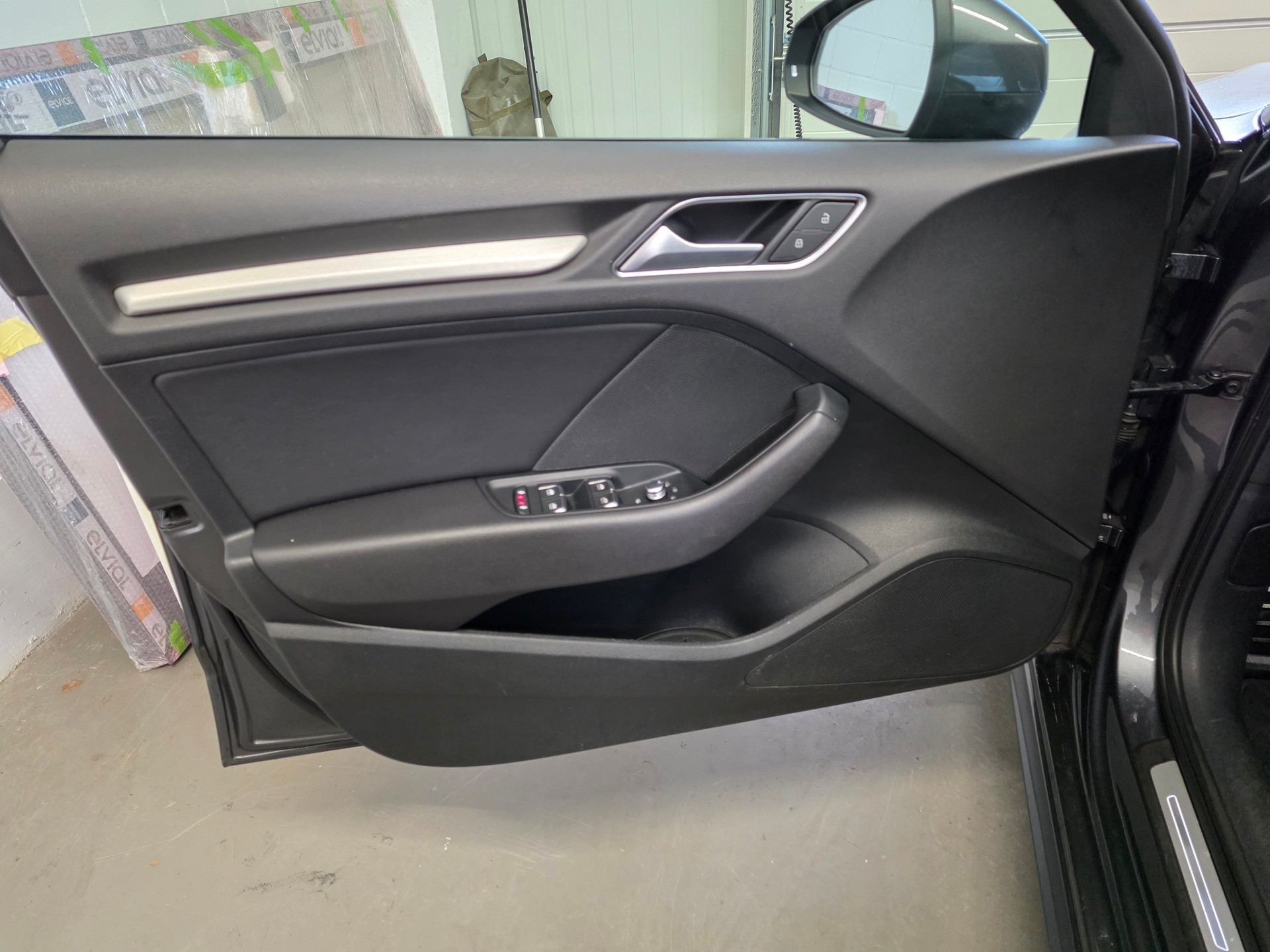 AUDI A3 Sportback 35 TFSI S-Line Sportpaket-image-14
