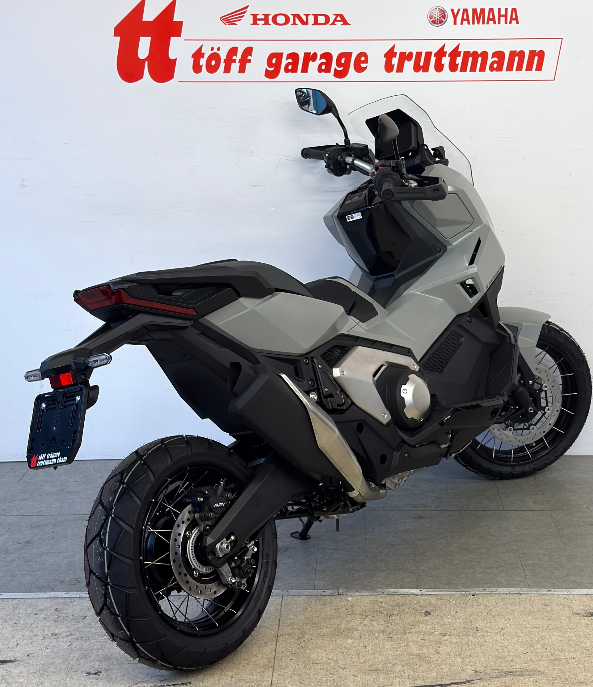 HONDA X-ADV 750 (35kW)-showroom-element-3