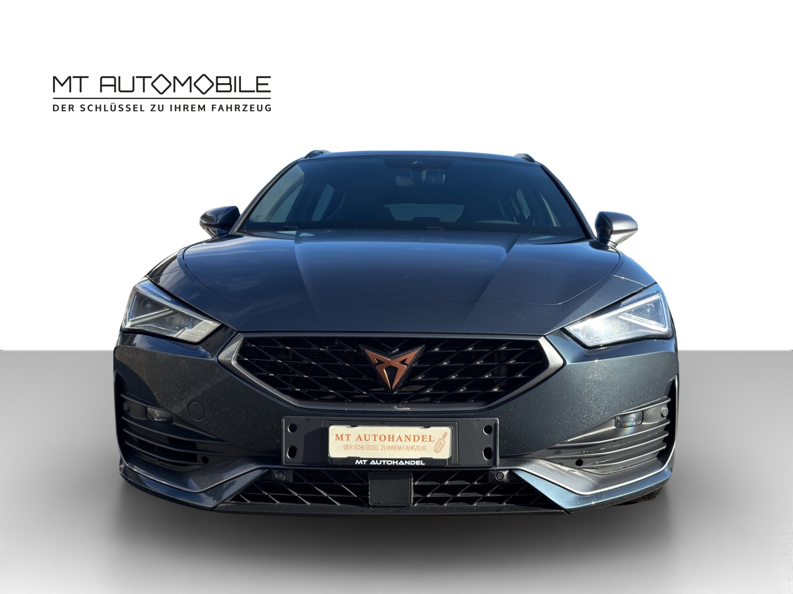 CUPRA LEON ST 2.0 TSI VZ DSG 4Drive-showroom-element-1