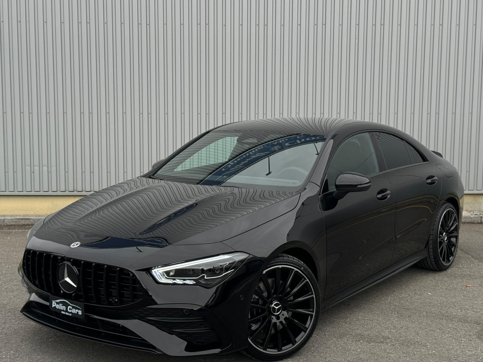 MERCEDES-BENZ CLA 200 AMG (CLA45 AMG Optik) 8G-DCT Limited All Black Performance-showroom-element-1