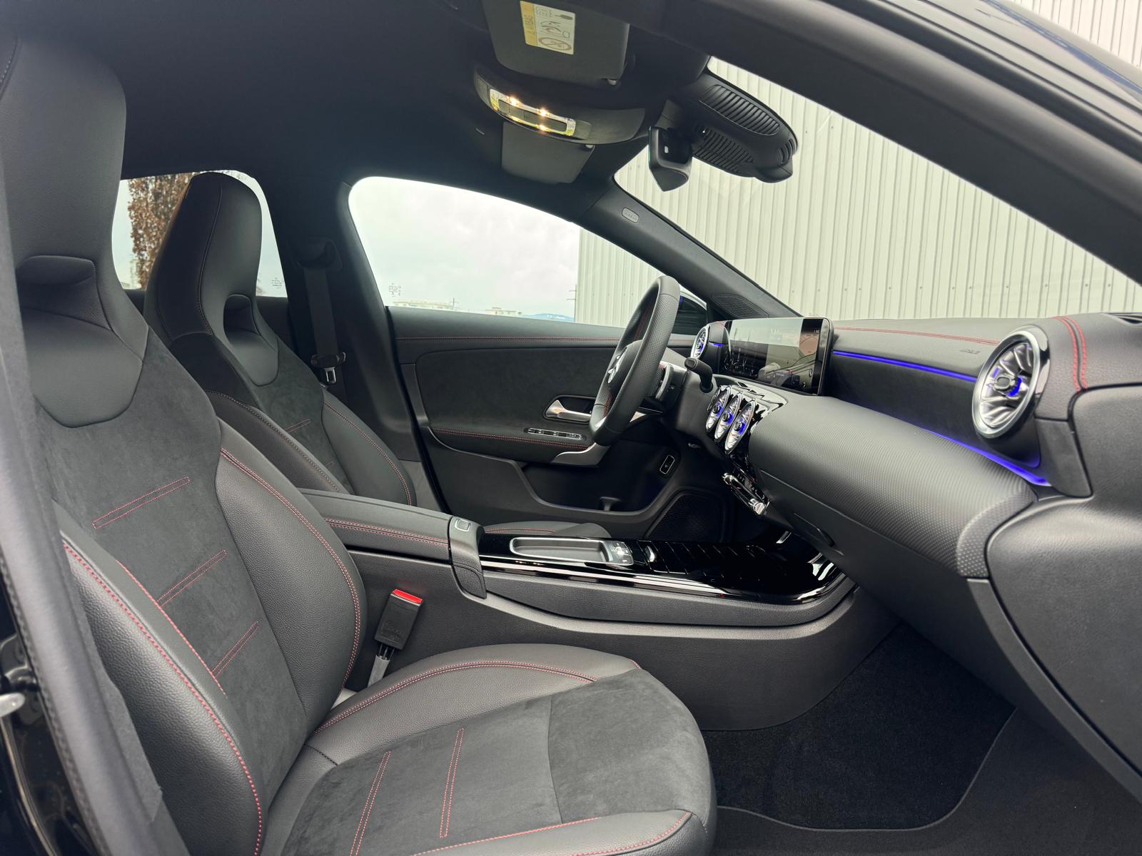 MERCEDES-BENZ CLA 200 AMG (CLA45 AMG Optik) 8G-DCT Limited All Black Performance-image-15