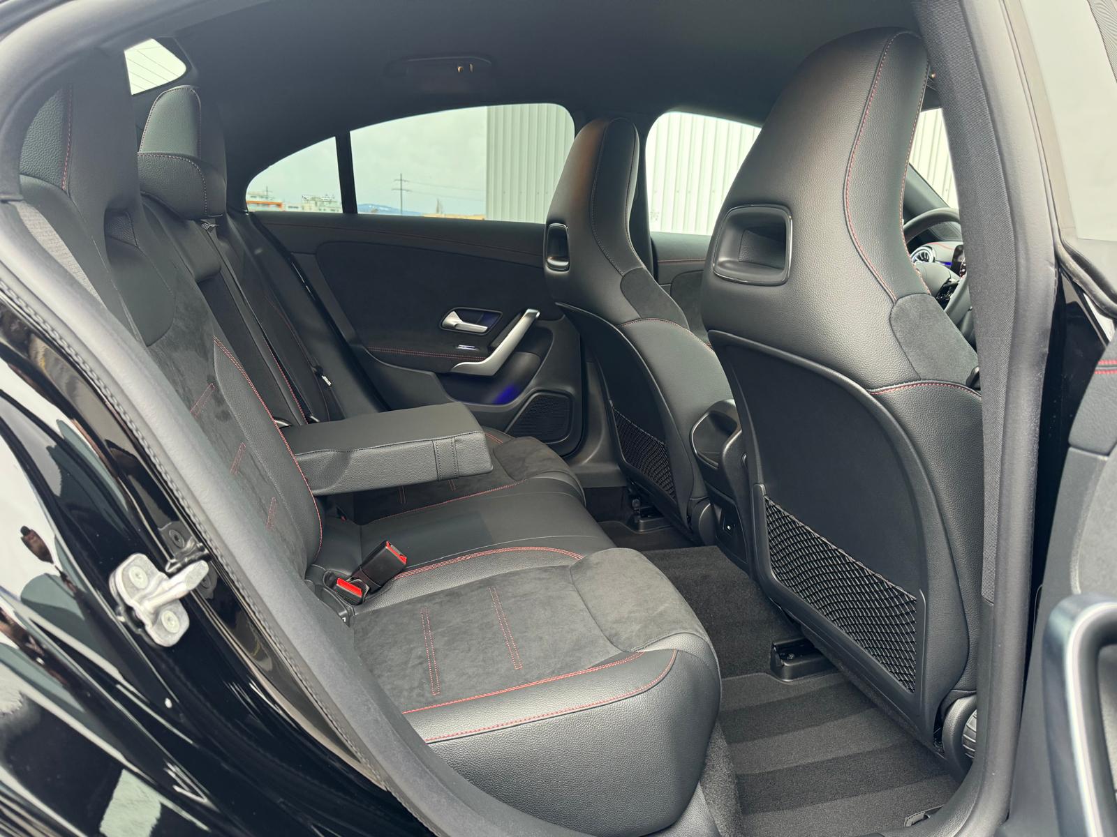 MERCEDES-BENZ CLA 200 AMG (CLA45 AMG Optik) 8G-DCT Limited All Black Performance-image-16