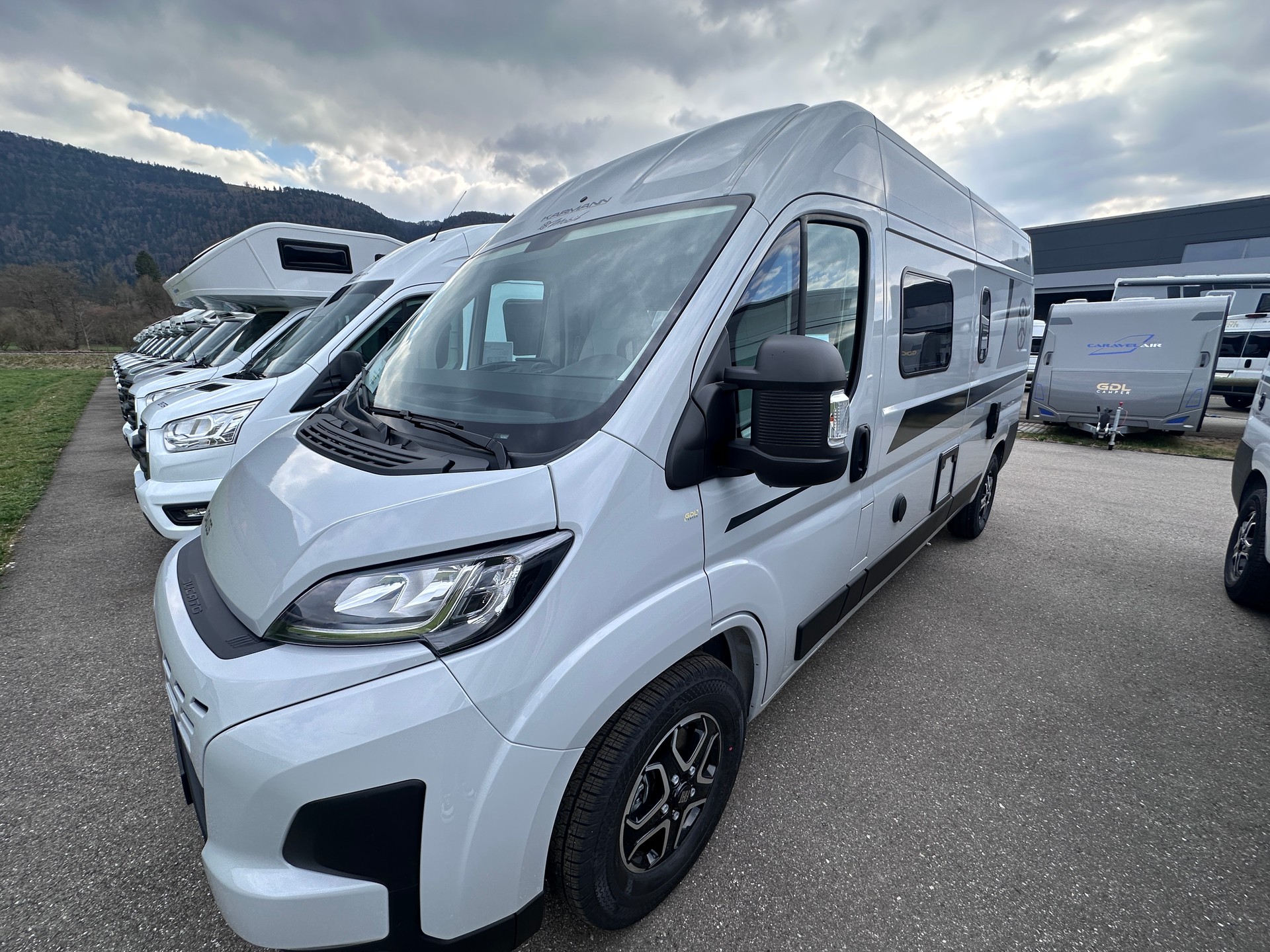 KARMANN Davis Lifestyle DA 610 LS-image-4