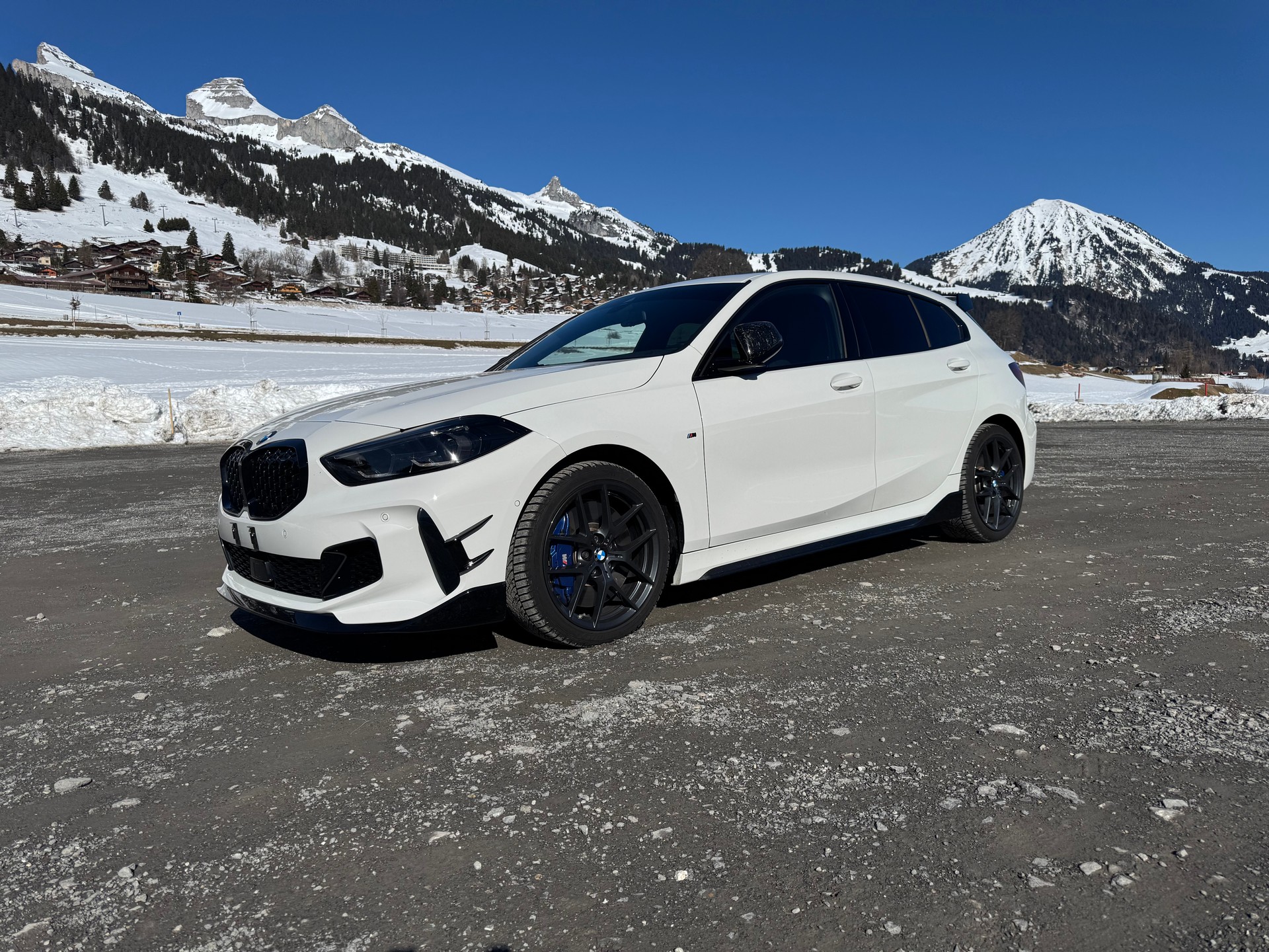 BMW M135i xDrive M Sport swiss Pro Steptronic-image-2