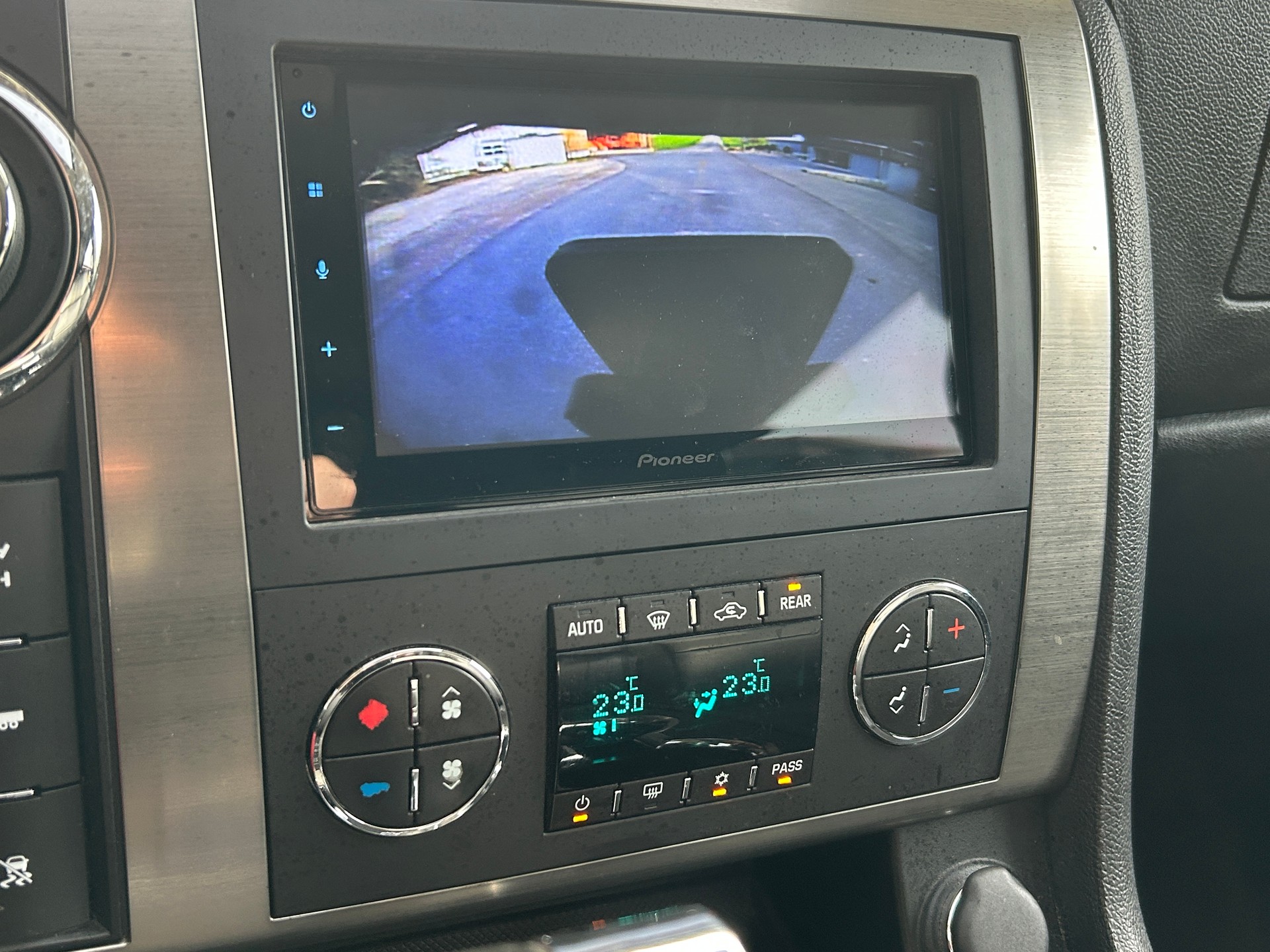 HUMMER H2 6.2 Luxury Last Edition-image-11