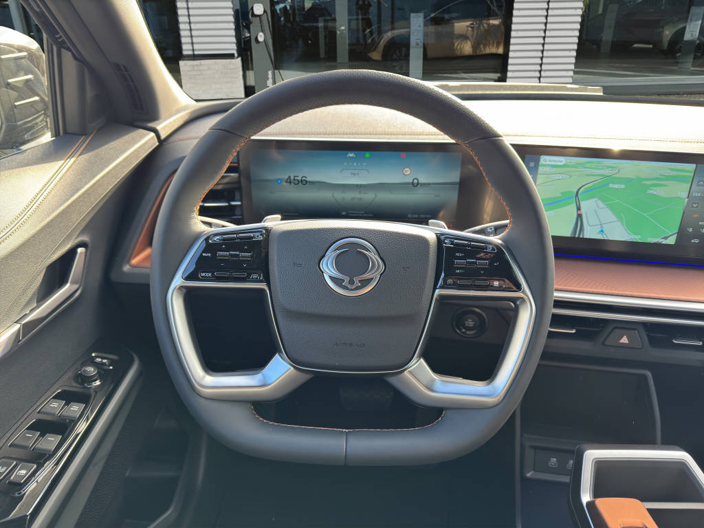 KGM-SsangYong Torres EVX Titanium 73.4 kWh-image-9